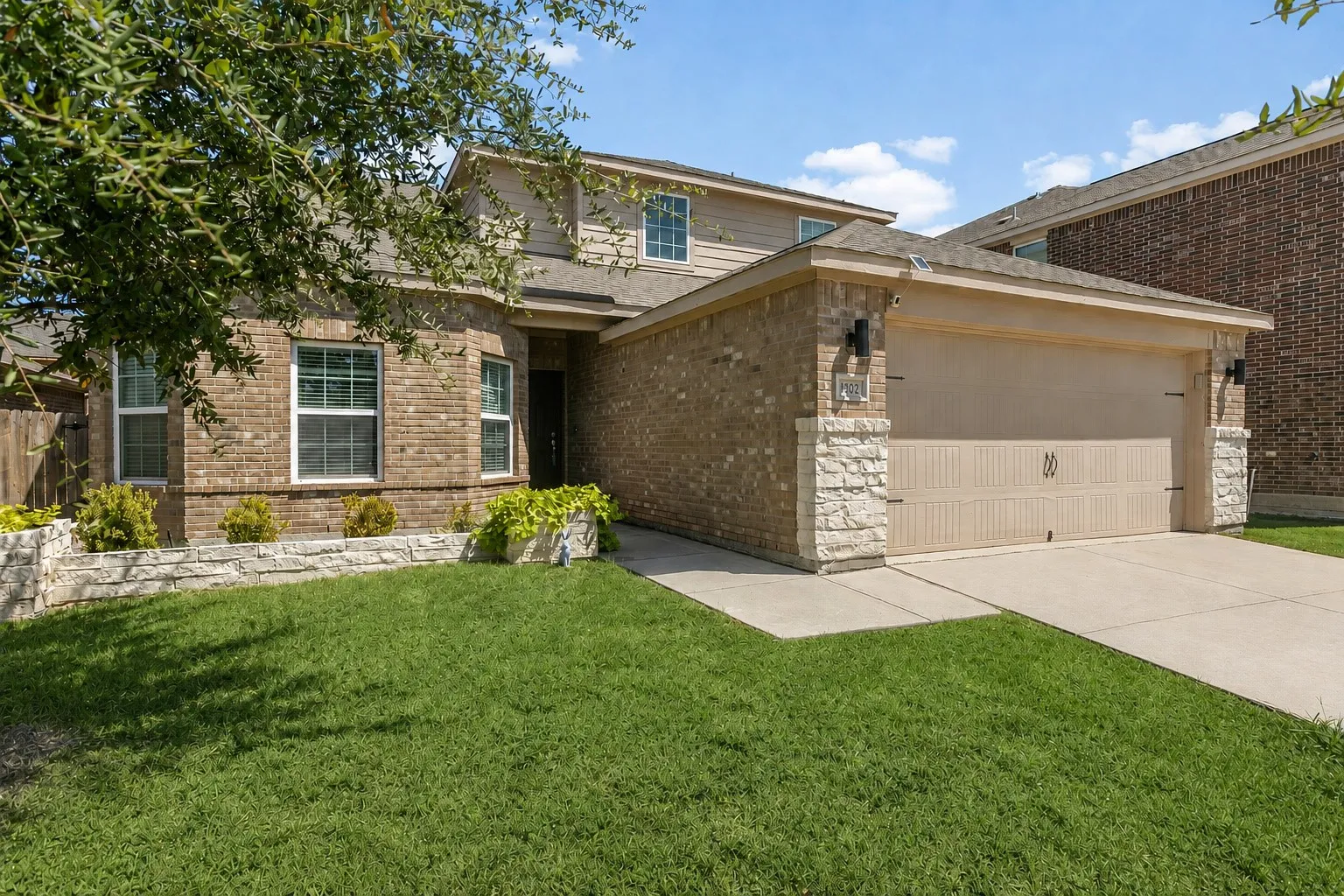 Single Family Residence For Rent in Collin County , 1202 Arizona, Princeton, Texas 75407, 4 Bedroom, 3 Bathroom, 2 Garage spaces, 2,169 Sqft, built in 2017, mls#21366829, Real Estate Agent in Princeton, Homes For Rent in Collin county, Homes For Rent in Princeton, Realtor in Princeton Texas, Real Estate Brokerage Independent Realty Texas, Luminita Cordes Realtor