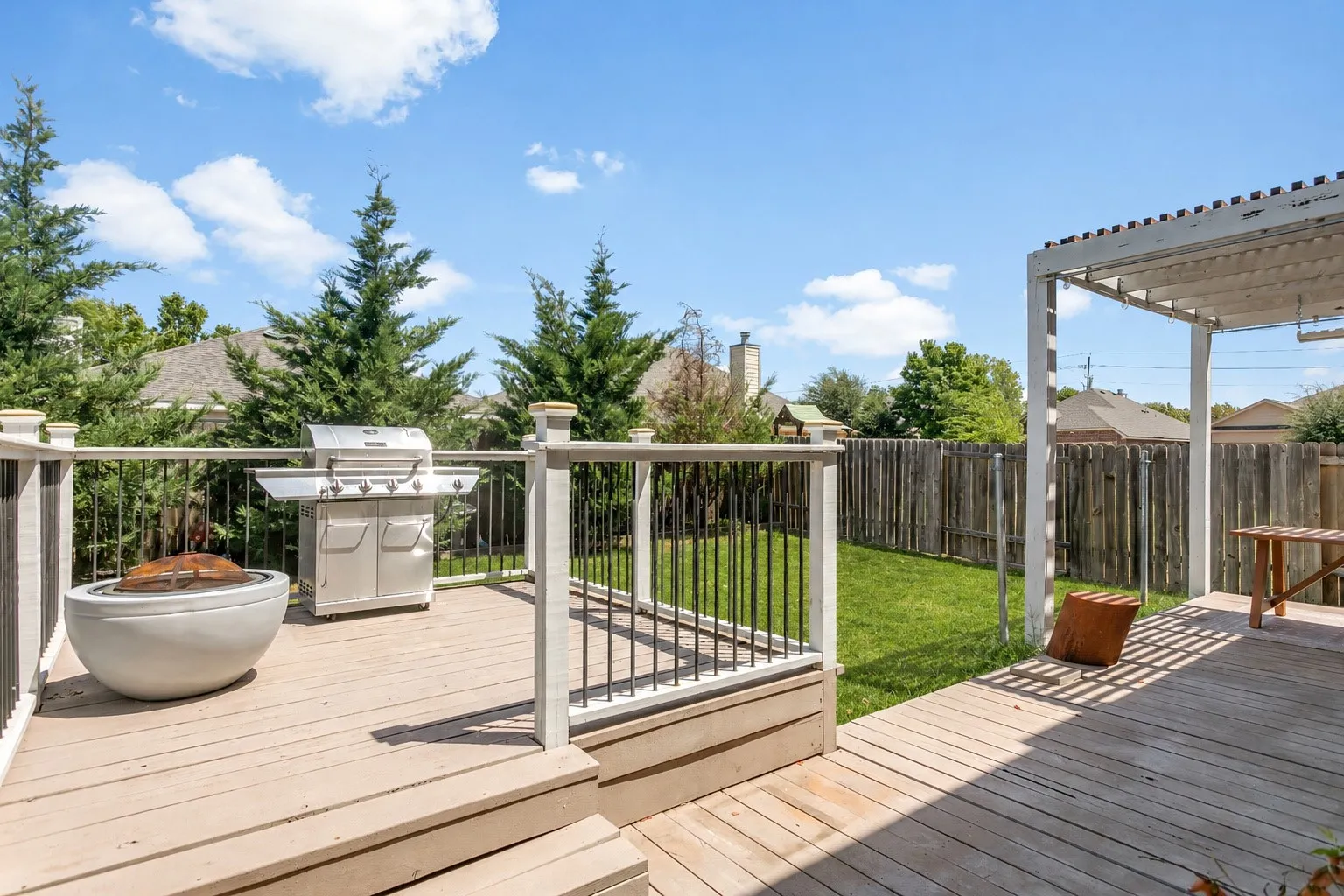 Single Family Residence For Rent in Collin County , 1202 Arizona, Princeton, Texas 75407, 4 Bedroom, 3 Bathroom, 2 Garage spaces, 2,169 Sqft, built in 2017, mls#21366829, Real Estate Agent in Princeton, Homes For Rent in Collin county, Homes For Rent in Princeton, Realtor in Princeton Texas, Real Estate Brokerage Independent Realty Texas, Luminita Cordes Realtor