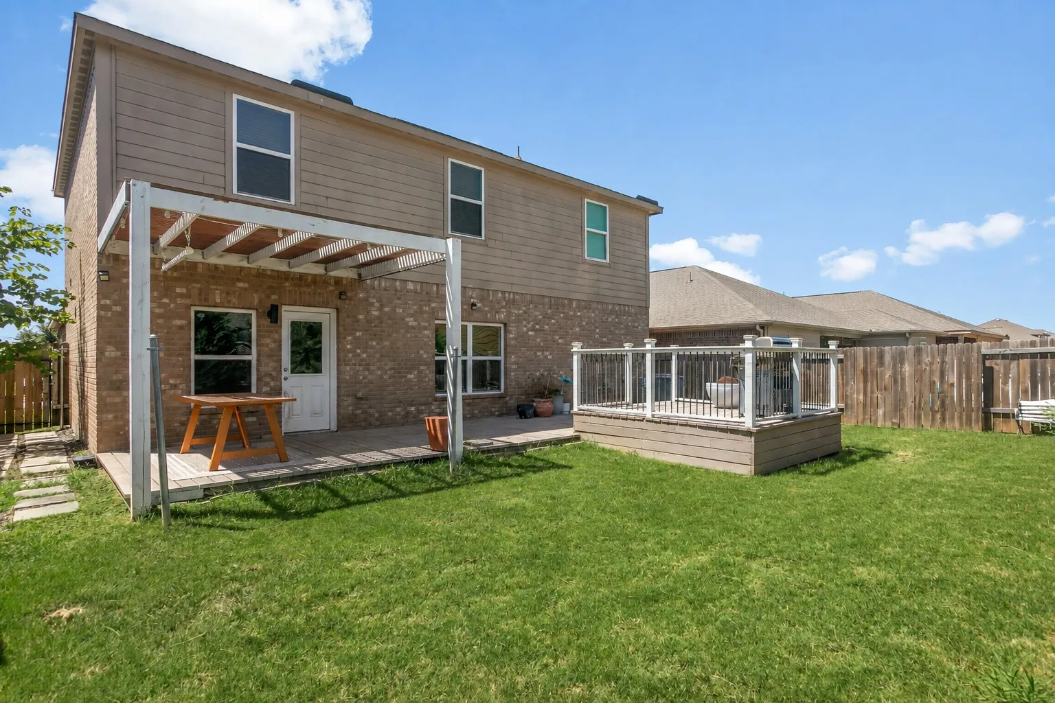 Single Family Residence For Rent in Collin County , 1202 Arizona, Princeton, Texas 75407, 4 Bedroom, 3 Bathroom, 2 Garage spaces, 2,169 Sqft, built in 2017, mls#21366829, Real Estate Agent in Princeton, Homes For Rent in Collin county, Homes For Rent in Princeton, Realtor in Princeton Texas, Real Estate Brokerage Independent Realty Texas, Luminita Cordes Realtor