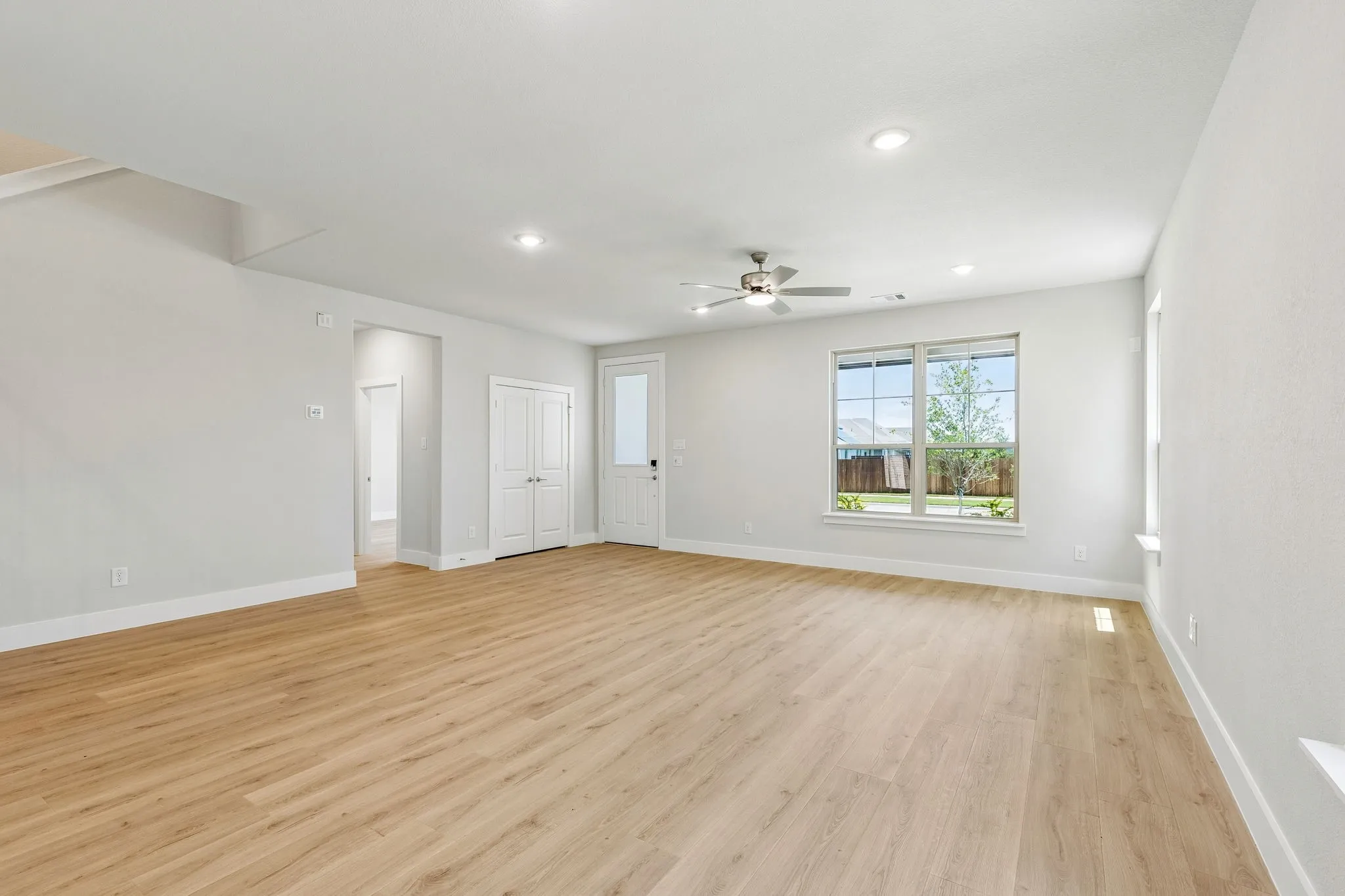 Single Family Residence For Sale in Ellis County , 2283 Railhead Trail, Waxahachie, Texas 75165, 3 Bedroom, 3 Bathroom, 2 Garage spaces, 2,147 Sqft, built in 2026, mls#21367094, Real Estate Agent in Waxahachie, Homes For Sale in Ellis county, Homes For Sale in Waxahachie, Realtor in Waxahachie Texas, Real Estate Brokerage Independent Realty Texas, Luminita Cordes Realtor