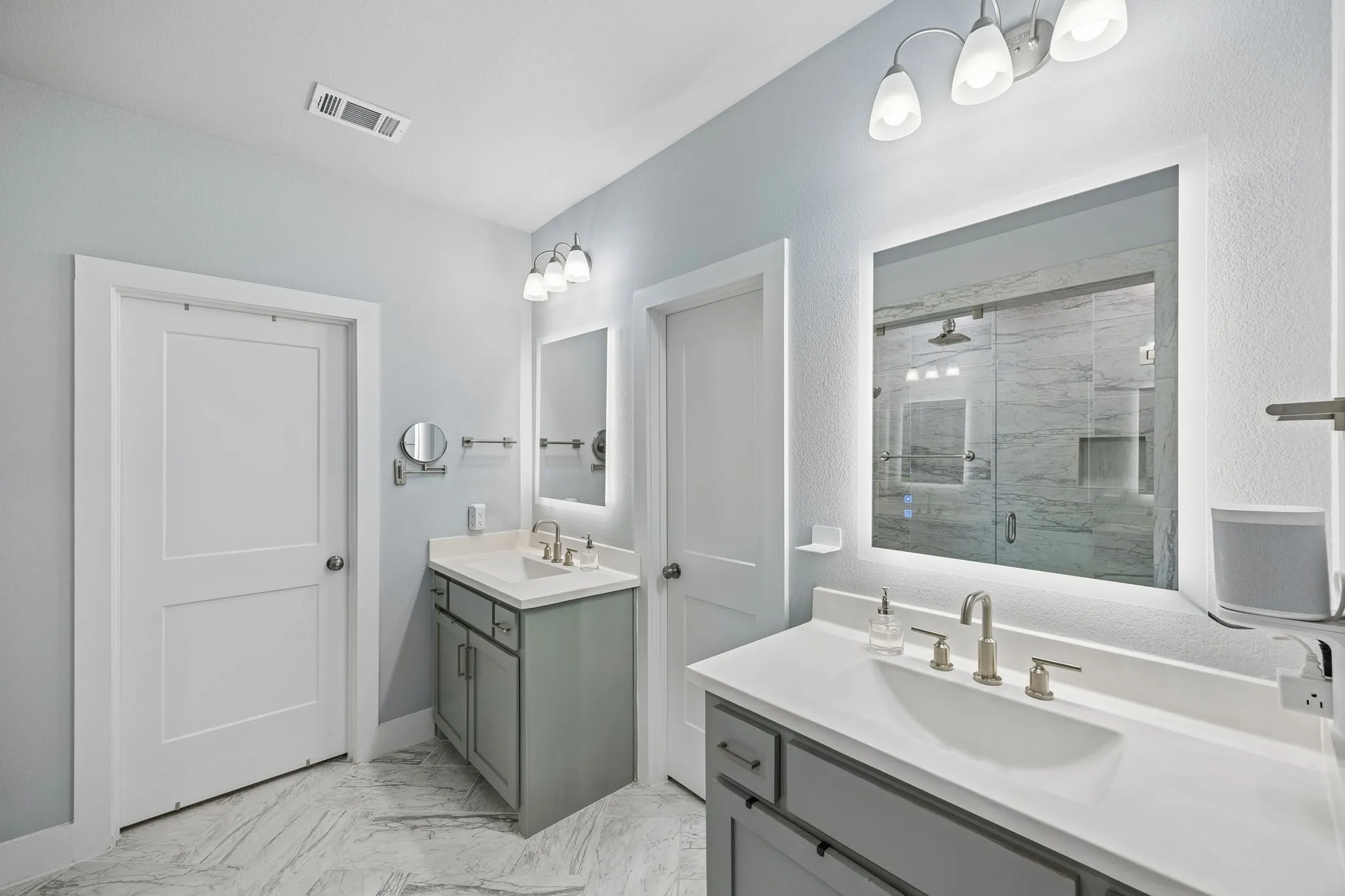 Single Family Residence For Sale in Dallas County , 5105 Artemesia Lane, Dallas, Texas 75209, 3 Bedroom, 4 Bathroom, 2 Garage spaces, 3,224 Sqft, built in 2020, mls#21366245, Real Estate Agent in Dallas, Homes For Sale in Dallas county, Homes For Sale in Dallas, Realtor in Dallas Texas, Real Estate Brokerage Independent Realty Texas, Luminita Cordes Realtor