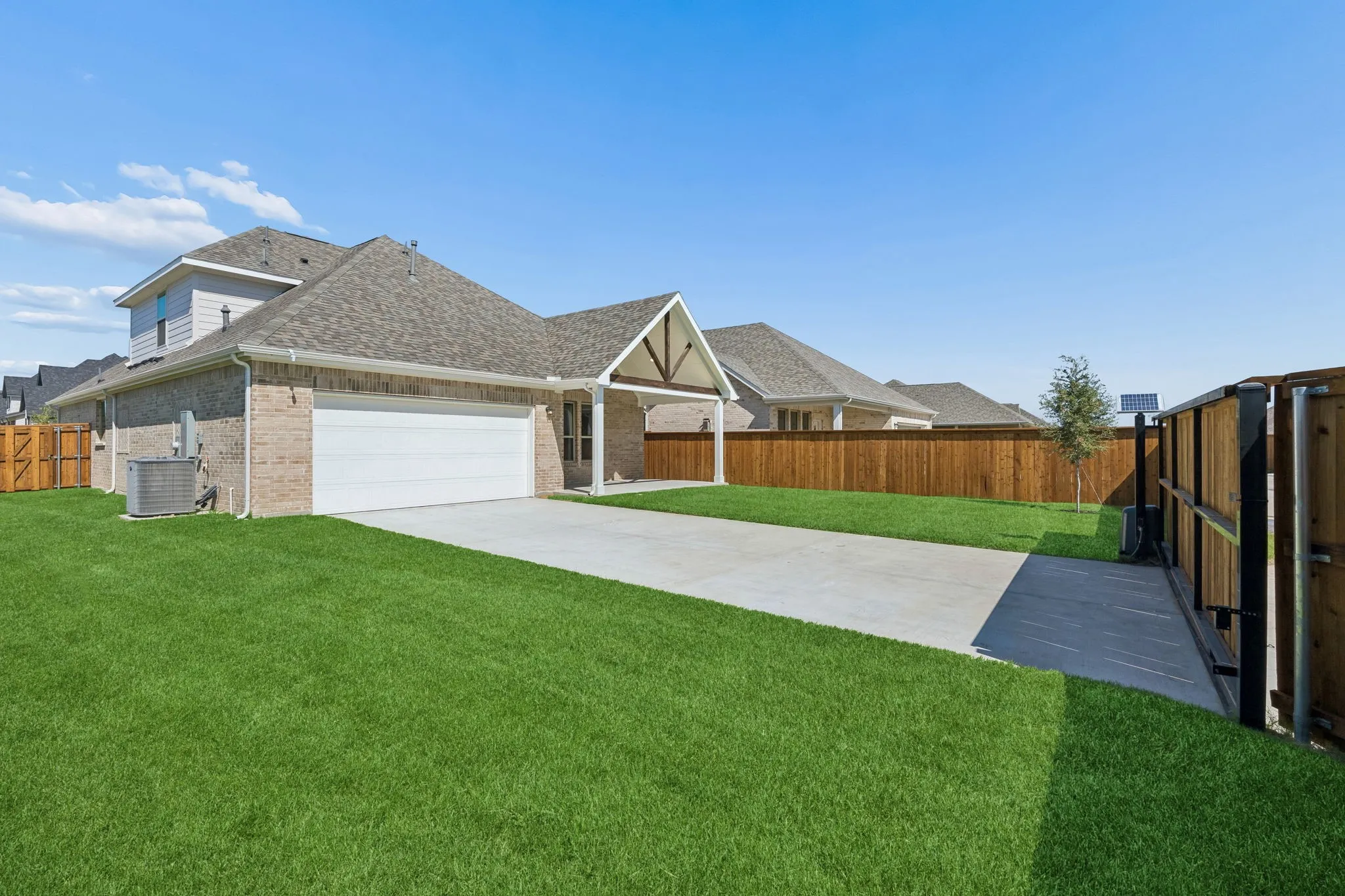 Single Family Residence For Sale in Ellis County , 2206 Terlingua Drive, Waxahachie, Texas 75165, 4 Bedroom, 4 Bathroom, 2 Garage spaces, 2,779 Sqft, built in 2026, mls#21367104, Real Estate Agent in Waxahachie, Homes For Sale in Ellis county, Homes For Sale in Waxahachie, Realtor in Waxahachie Texas, Real Estate Brokerage Independent Realty Texas, Luminita Cordes Realtor