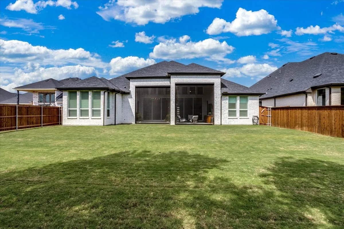 Single Family Residence For Sale in Rockwall County , 2208 Sarah Drive, Rockwall, Texas 75087, 4 Bedroom, 6 Bathroom, 3 Garage spaces, 3,249 Sqft, built in 2024, mls#21367108, Real Estate Agent in Rockwall, Homes For Sale in Rockwall county, Homes For Sale in Rockwall, Realtor in Rockwall Texas, Real Estate Brokerage Independent Realty Texas, Luminita Cordes Realtor