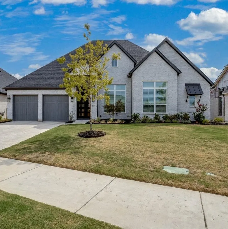 Single Family Residence For Sale in Rockwall County , 2208 Sarah Drive, Rockwall, Texas 75087, 4 Bedroom, 6 Bathroom, 3 Garage spaces, 3,249 Sqft, built in 2024, mls#21367108, Real Estate Agent in Rockwall, Homes For Sale in Rockwall county, Homes For Sale in Rockwall, Realtor in Rockwall Texas, Real Estate Brokerage Independent Realty Texas, Luminita Cordes Realtor