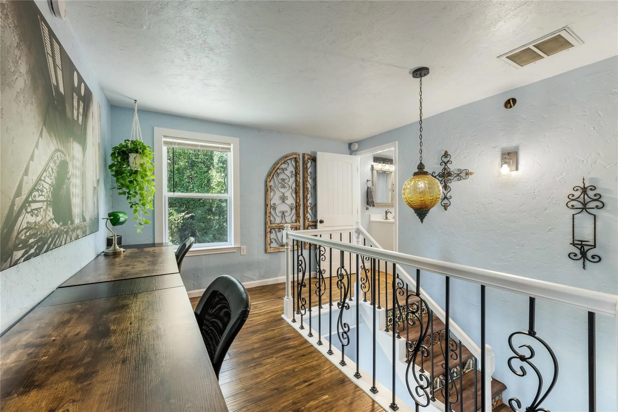 Single Family Residence For Sale in Hunt County , 9910 Archer Lane, Quinlan, Texas 75474, 3 Bedroom, 4 Bathroom, Garage spaces, 2,306 Sqft, built in 1966, mls#21365417, Real Estate Agent in Quinlan, Homes For Sale in Hunt county, Homes For Sale in Quinlan, Realtor in Quinlan Texas, Real Estate Brokerage Independent Realty Texas, Luminita Cordes Realtor