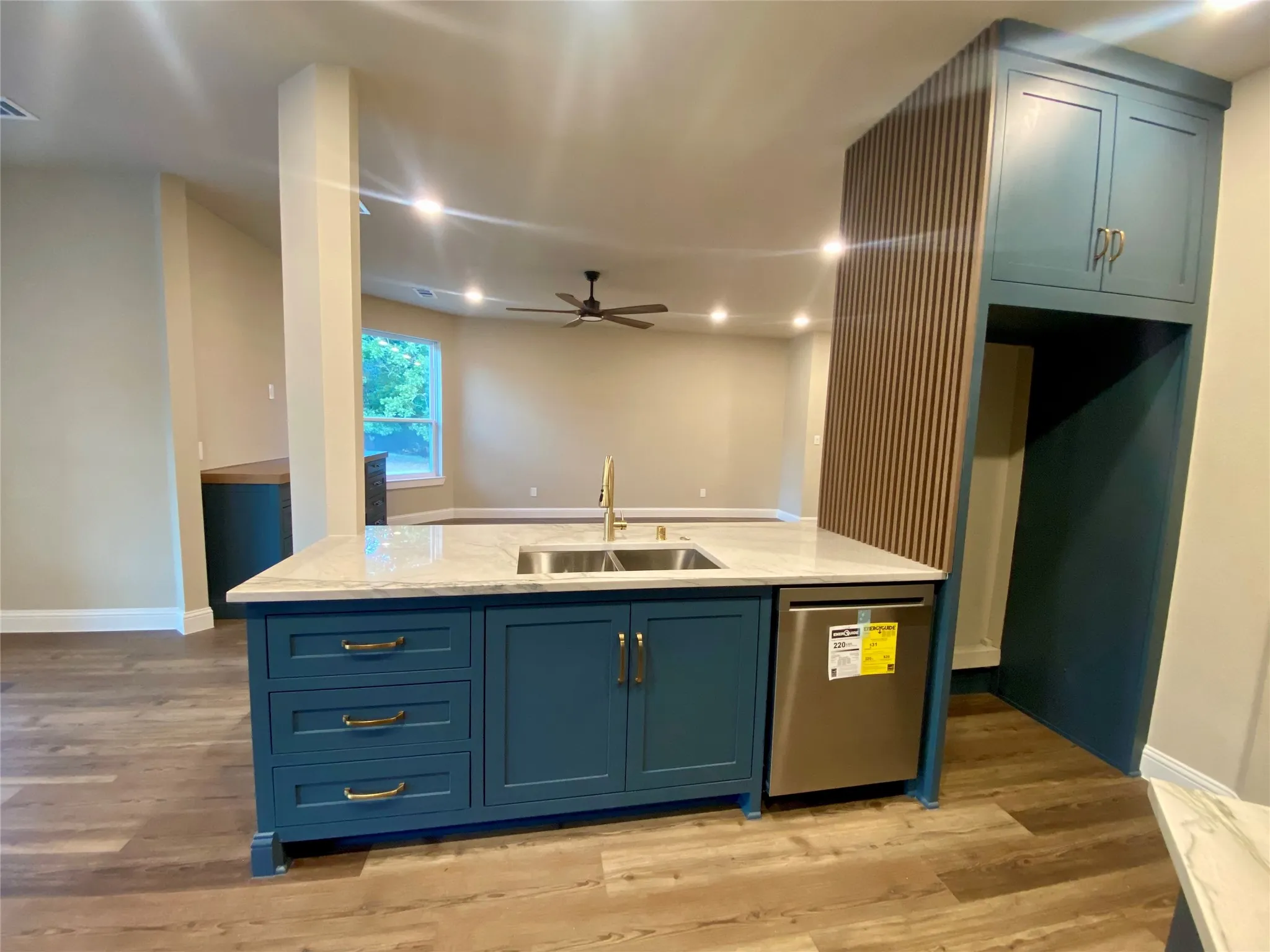 Single Family Residence For Sale in Grayson County , 4855 Woodlawn Road, Sherman, Texas 75090, 4 Bedroom, 3 Bathroom, 2 Garage spaces, 2,500 Sqft, built in 2003, mls#21365317, Real Estate Agent in Sherman, Homes For Sale in Grayson county, Homes For Sale in Sherman, Realtor in Sherman Texas, Real Estate Brokerage Independent Realty Texas, Luminita Cordes Realtor