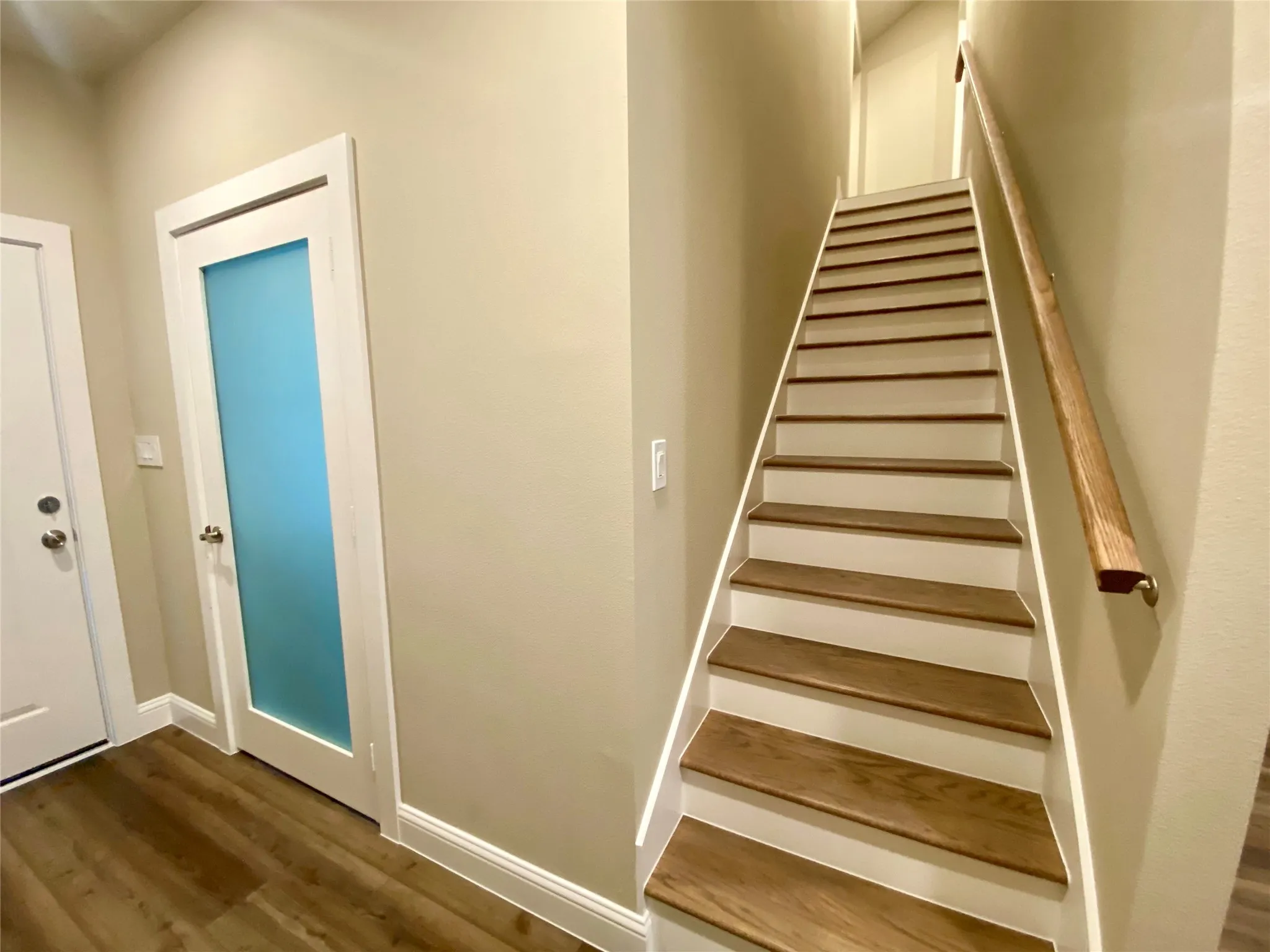Single Family Residence For Sale in Grayson County , 4855 Woodlawn Road, Sherman, Texas 75090, 4 Bedroom, 3 Bathroom, 2 Garage spaces, 2,500 Sqft, built in 2003, mls#21365317, Real Estate Agent in Sherman, Homes For Sale in Grayson county, Homes For Sale in Sherman, Realtor in Sherman Texas, Real Estate Brokerage Independent Realty Texas, Luminita Cordes Realtor