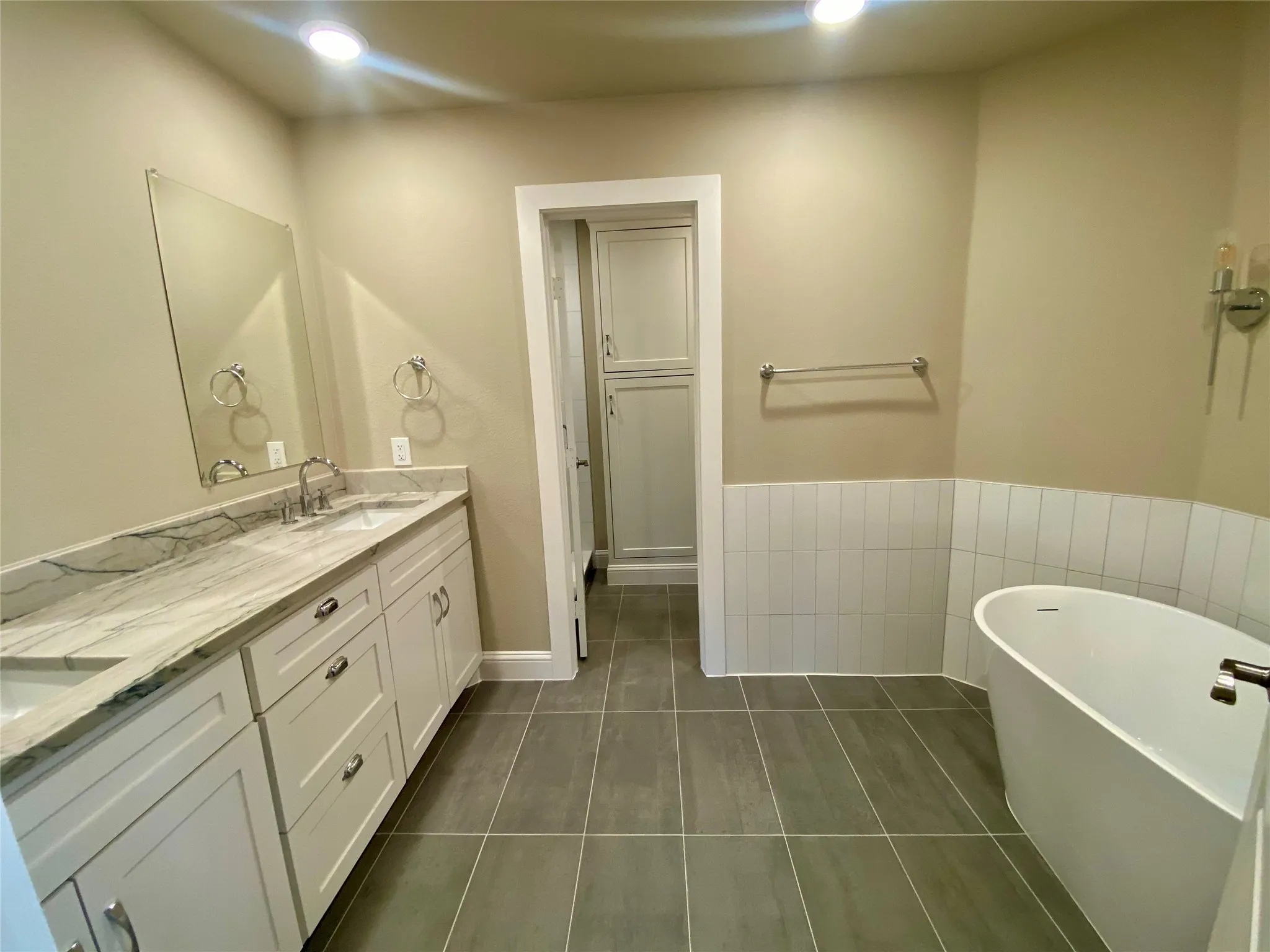 Single Family Residence For Sale in Grayson County , 4855 Woodlawn Road, Sherman, Texas 75090, 4 Bedroom, 3 Bathroom, 2 Garage spaces, 2,500 Sqft, built in 2003, mls#21365317, Real Estate Agent in Sherman, Homes For Sale in Grayson county, Homes For Sale in Sherman, Realtor in Sherman Texas, Real Estate Brokerage Independent Realty Texas, Luminita Cordes Realtor