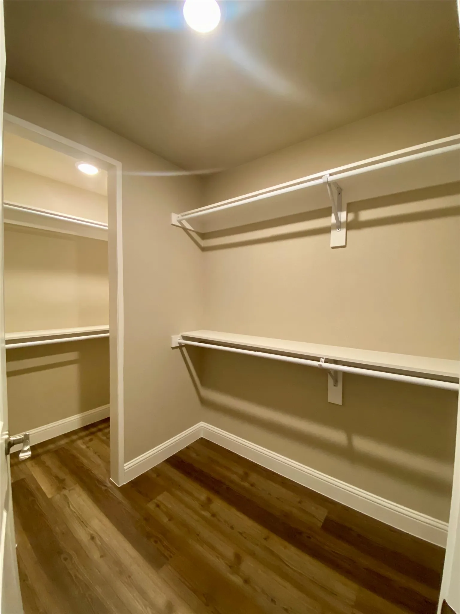 Single Family Residence For Sale in Grayson County , 4855 Woodlawn Road, Sherman, Texas 75090, 4 Bedroom, 3 Bathroom, 2 Garage spaces, 2,500 Sqft, built in 2003, mls#21365317, Real Estate Agent in Sherman, Homes For Sale in Grayson county, Homes For Sale in Sherman, Realtor in Sherman Texas, Real Estate Brokerage Independent Realty Texas, Luminita Cordes Realtor