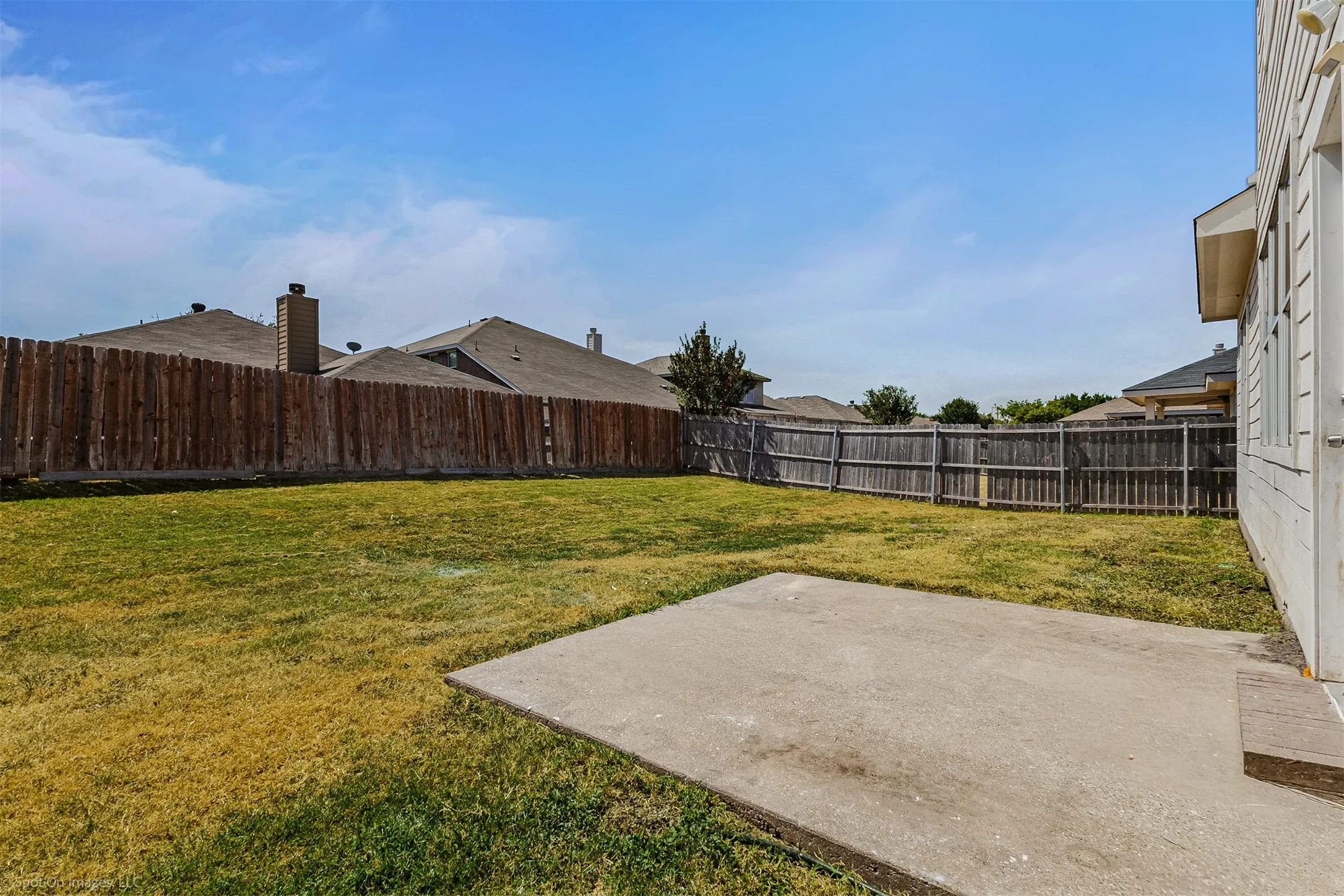 Single Family Residence For Sale in Kaufman County , 1008 Concan Drive, Forney, Texas 75126, 4 Bedroom, 3 Bathroom, 2 Garage spaces, 2,800 Sqft, built in 2005, Price $295,000, mls#21366237, Real Estate Agent in Forney, Homes For Sale in Kaufman county, Homes For Sale in Forney, Realtor in Forney Texas, Real Estate Brokerage Independent Realty Texas, Luminita Cordes Realtor
