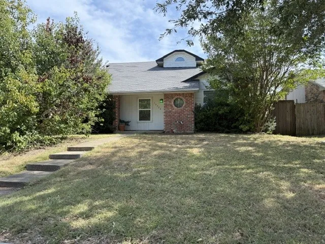 Single Family Residence For Sale in Dallas County , 13323 Cloverbrook Lane, Dallas, Texas 75253, 3 Bedroom, 2 Bathroom, 2 Garage spaces, 1,354 Sqft, built in 1986, mls#21367115, Real Estate Agent in Dallas, Homes For Sale in Dallas county, Homes For Sale in Dallas, Realtor in Dallas Texas, Real Estate Brokerage Independent Realty Texas, Luminita Cordes Realtor