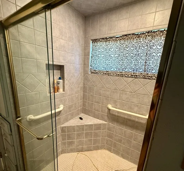 Single Family Residence For Sale in Dallas County , 13323 Cloverbrook Lane, Dallas, Texas 75253, 3 Bedroom, 2 Bathroom, 2 Garage spaces, 1,354 Sqft, built in 1986, mls#21367115, Real Estate Agent in Dallas, Homes For Sale in Dallas county, Homes For Sale in Dallas, Realtor in Dallas Texas, Real Estate Brokerage Independent Realty Texas, Luminita Cordes Realtor