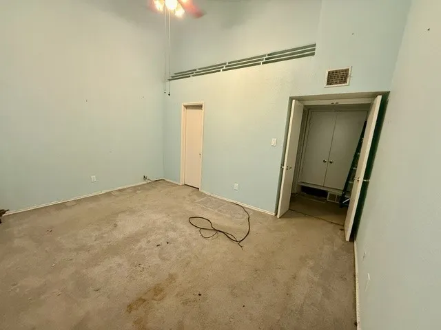 Single Family Residence For Sale in Dallas County , 13323 Cloverbrook Lane, Dallas, Texas 75253, 3 Bedroom, 2 Bathroom, 2 Garage spaces, 1,354 Sqft, built in 1986, mls#21367115, Real Estate Agent in Dallas, Homes For Sale in Dallas county, Homes For Sale in Dallas, Realtor in Dallas Texas, Real Estate Brokerage Independent Realty Texas, Luminita Cordes Realtor