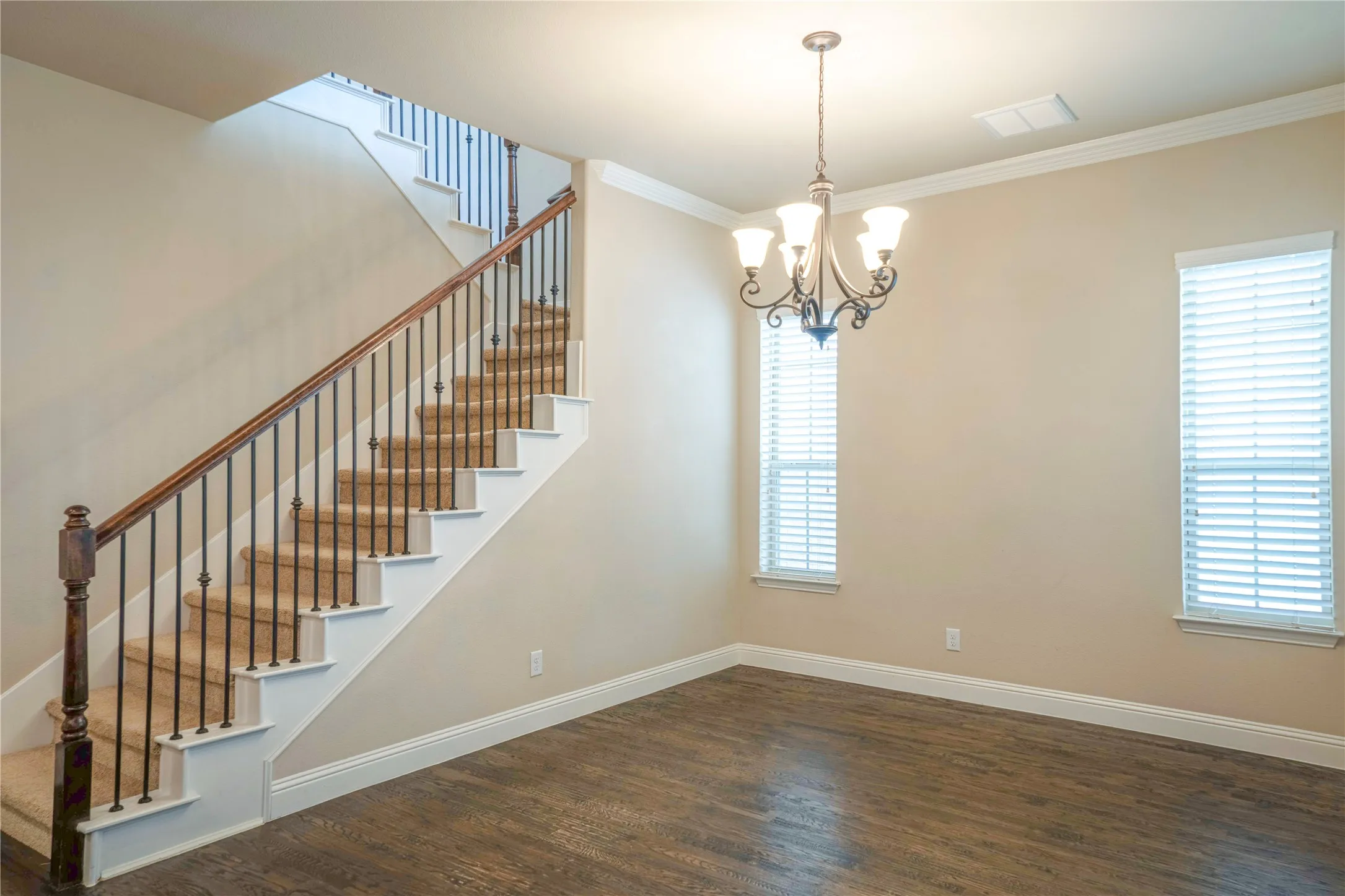Single Family Residence For Rent in Dallas County , 765 Huntingdon Street, Coppell, Texas 75019, 4 Bedroom, 4 Bathroom, 2 Garage spaces, 2,872 Sqft, built in 2016, mls#21364549, Real Estate Agent in Coppell, Homes For Rent in Dallas county, Homes For Rent in Coppell, Realtor in Coppell Texas, Real Estate Brokerage Independent Realty Texas, Luminita Cordes Realtor