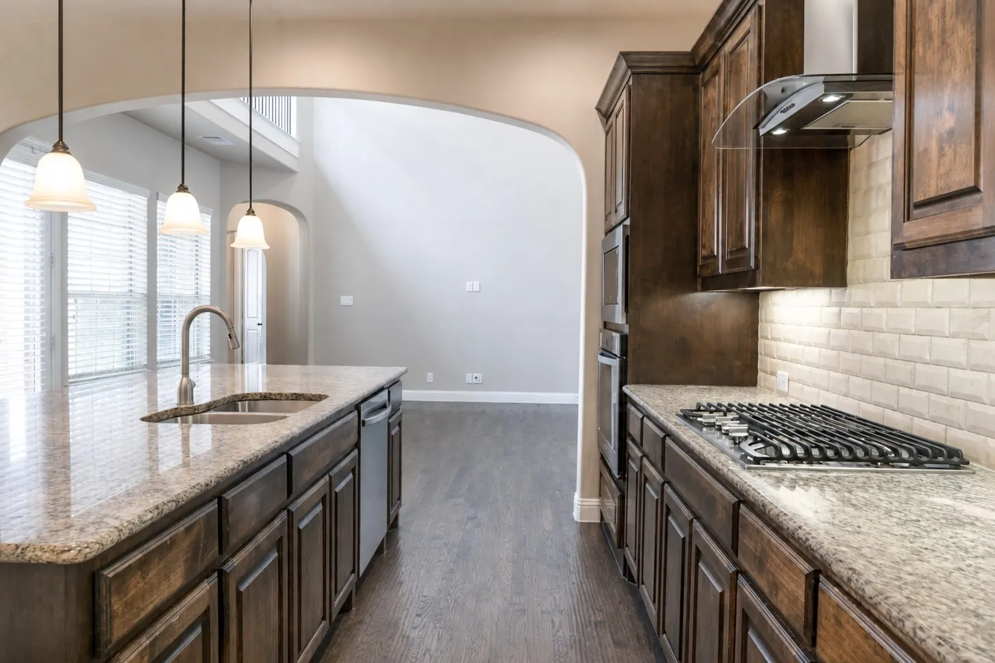 Single Family Residence For Rent in Dallas County , 765 Huntingdon Street, Coppell, Texas 75019, 4 Bedroom, 4 Bathroom, 2 Garage spaces, 2,872 Sqft, built in 2016, mls#21364549, Real Estate Agent in Coppell, Homes For Rent in Dallas county, Homes For Rent in Coppell, Realtor in Coppell Texas, Real Estate Brokerage Independent Realty Texas, Luminita Cordes Realtor