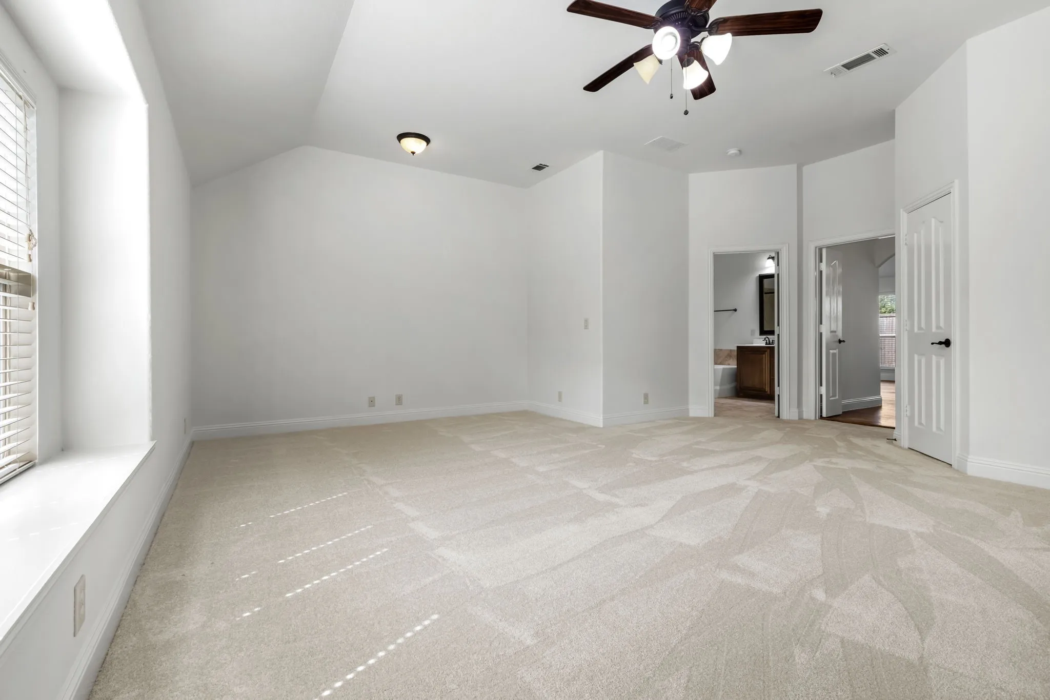 Single Family Residence For Sale in Collin County , 1521 Brush Creek Road, Prosper, Texas 75078, 4 Bedroom, 3 Bathroom, 3 Garage spaces, 2,770 Sqft, built in 2012, mls#21359294, Real Estate Agent in Prosper, Homes For Sale in Collin county, Homes For Sale in Prosper, Realtor in Prosper Texas, Real Estate Brokerage Independent Realty Texas, Luminita Cordes Realtor