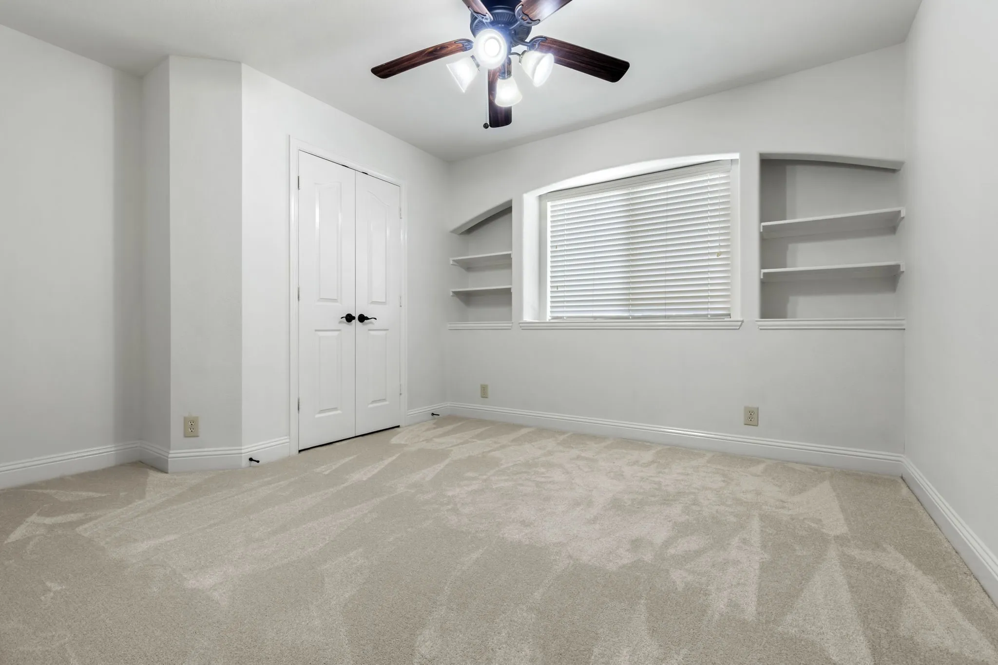 Single Family Residence For Sale in Collin County , 1521 Brush Creek Road, Prosper, Texas 75078, 4 Bedroom, 3 Bathroom, 3 Garage spaces, 2,770 Sqft, built in 2012, mls#21359294, Real Estate Agent in Prosper, Homes For Sale in Collin county, Homes For Sale in Prosper, Realtor in Prosper Texas, Real Estate Brokerage Independent Realty Texas, Luminita Cordes Realtor