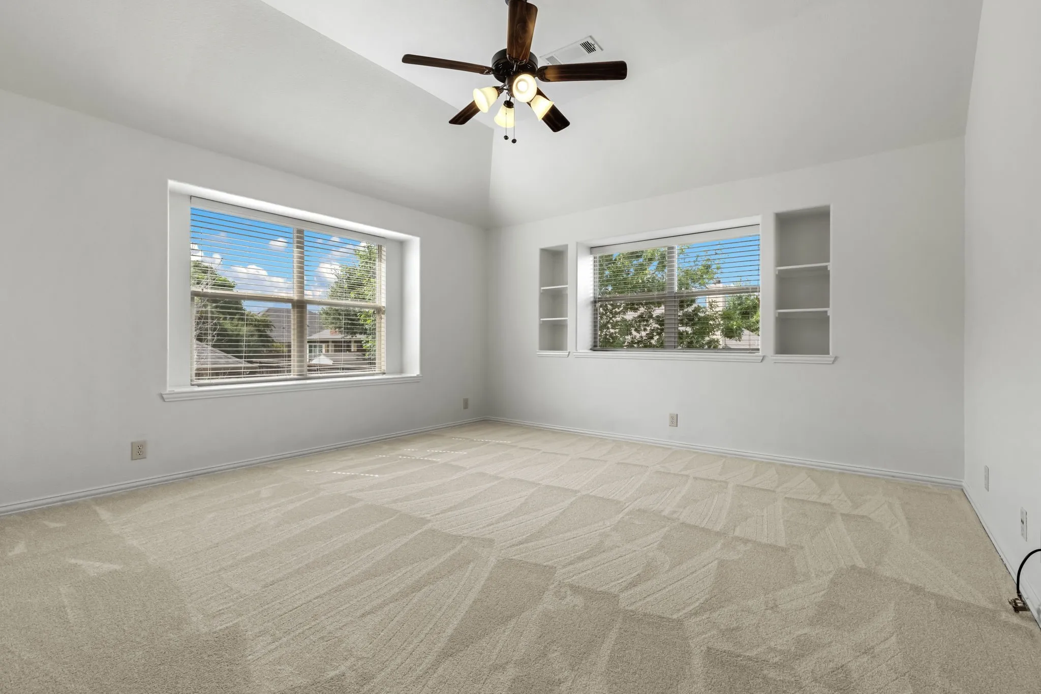 Single Family Residence For Sale in Collin County , 1521 Brush Creek Road, Prosper, Texas 75078, 4 Bedroom, 3 Bathroom, 3 Garage spaces, 2,770 Sqft, built in 2012, mls#21359294, Real Estate Agent in Prosper, Homes For Sale in Collin county, Homes For Sale in Prosper, Realtor in Prosper Texas, Real Estate Brokerage Independent Realty Texas, Luminita Cordes Realtor