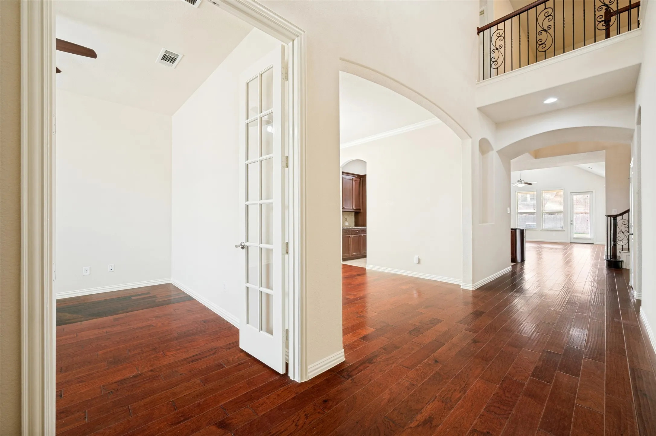 Single Family Residence For Rent in Collin County , 10809 Grecian Drive, Mc Kinney, Texas 75072, 4 Bedroom, 4 Bathroom, 2 Garage spaces, 3,632 Sqft, built in 2015, mls#21365210, Real Estate Agent in Mc Kinney, Homes For Rent in Collin county, Homes For Rent in Mc Kinney, Realtor in Mc Kinney Texas, Real Estate Brokerage Independent Realty Texas, Luminita Cordes Realtor