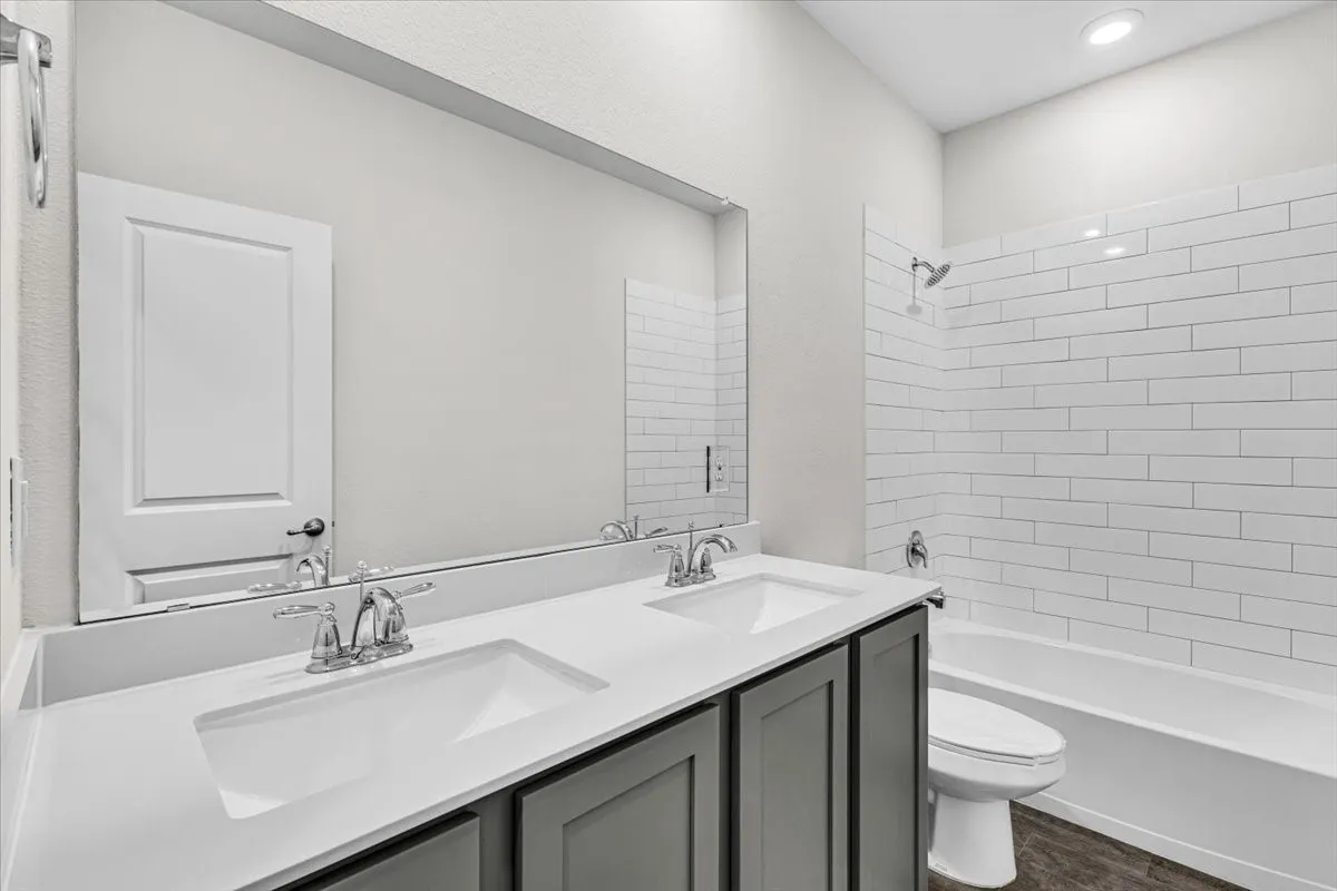 Oversized hall bath with dual​​‌​​​​‌​​‌‌​‌‌​​​‌‌​‌​‌​‌​​​‌​​ sinks
