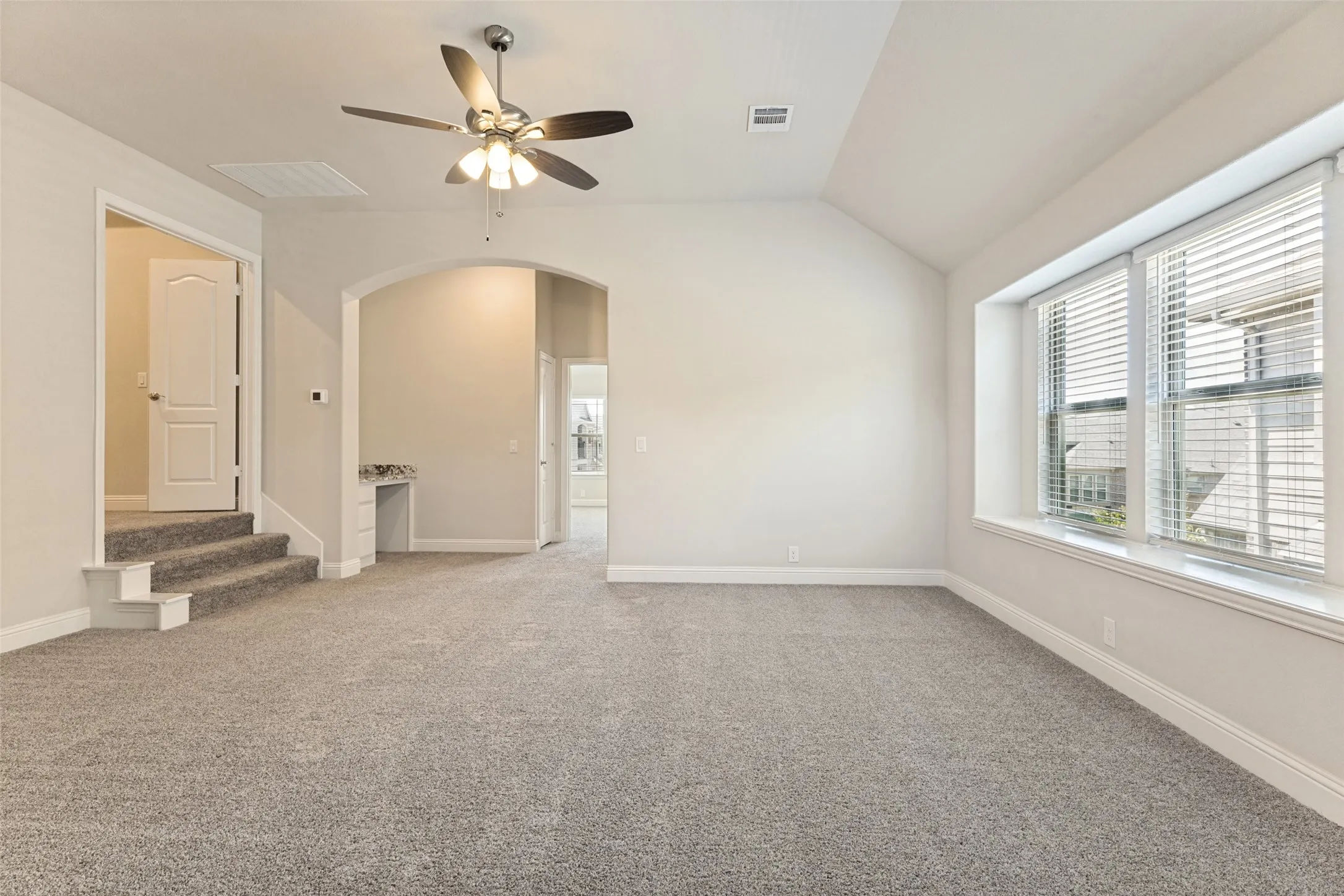 Single Family Residence For Sale in Tarrant County , 11428 Colonial Trace Lane, Fort Worth, Texas 76244, 4 Bedroom, 3 Bathroom, 2 Garage spaces, 3,291 Sqft, built in 2022, mls#21366848, Real Estate Agent in Fort Worth, Homes For Sale in Tarrant county, Homes For Sale in Fort Worth, Realtor in Fort Worth Texas, Real Estate Brokerage Independent Realty Texas, Luminita Cordes Realtor