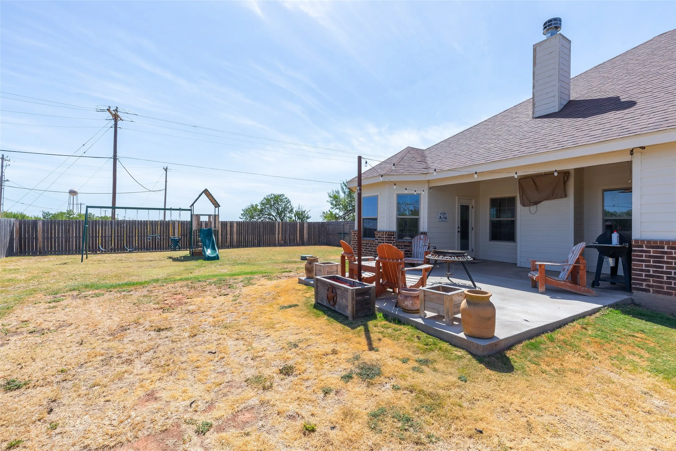 Single Family Residence For Sale in Taylor County , 112 Foxtrot Lane, Abilene, Texas 79602, 3 Bedroom, 2 Bathroom, 2 Garage spaces, 1,545 Sqft, built in 2016, mls#21367139, Real Estate Agent in Abilene, Homes For Sale in Taylor county, Homes For Sale in Abilene, Realtor in Abilene Texas, Real Estate Brokerage Independent Realty Texas, Luminita Cordes Realtor