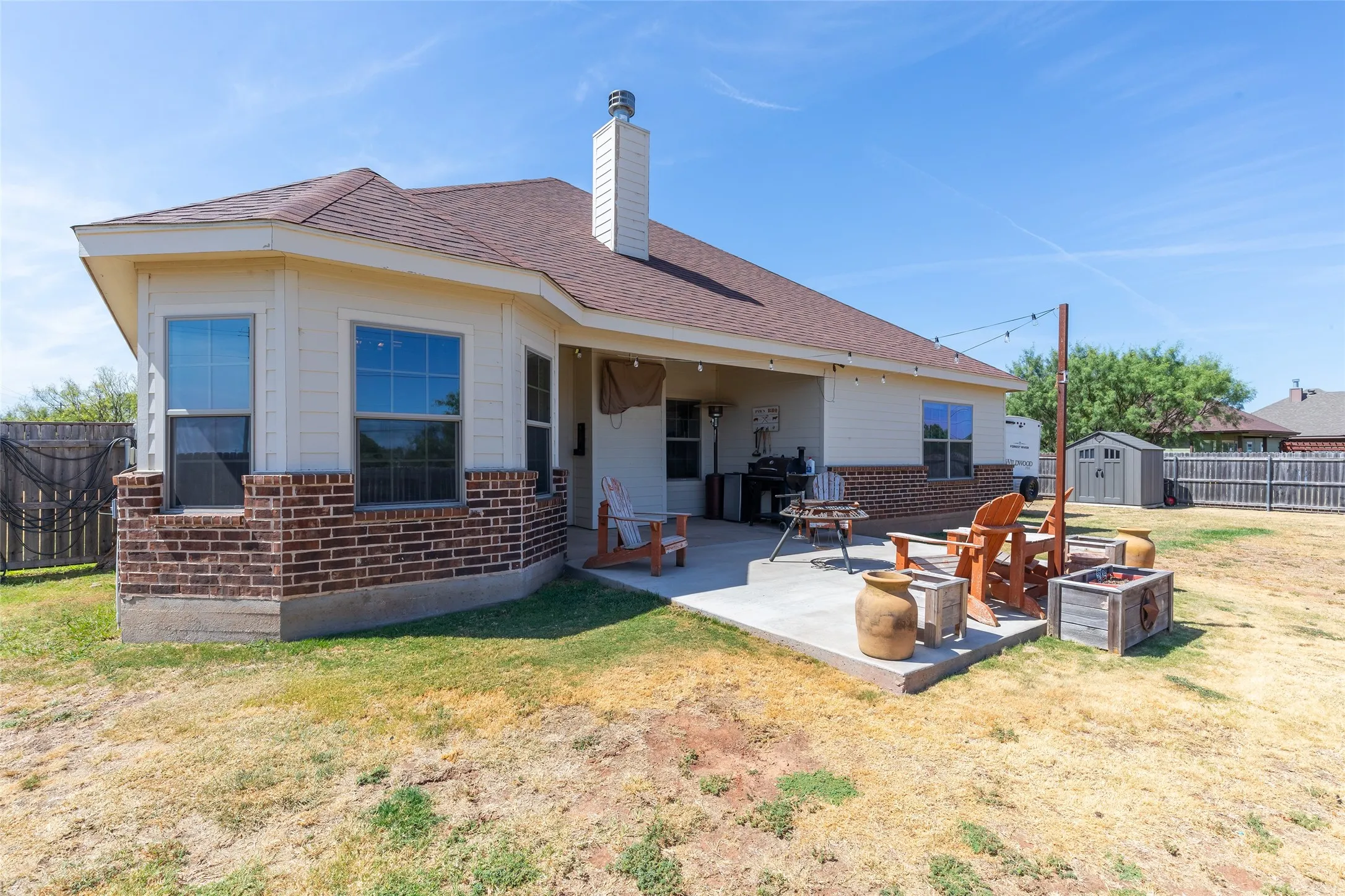 Single Family Residence For Sale in Taylor County , 112 Foxtrot Lane, Abilene, Texas 79602, 3 Bedroom, 2 Bathroom, 2 Garage spaces, 1,545 Sqft, built in 2016, mls#21367139, Real Estate Agent in Abilene, Homes For Sale in Taylor county, Homes For Sale in Abilene, Realtor in Abilene Texas, Real Estate Brokerage Independent Realty Texas, Luminita Cordes Realtor