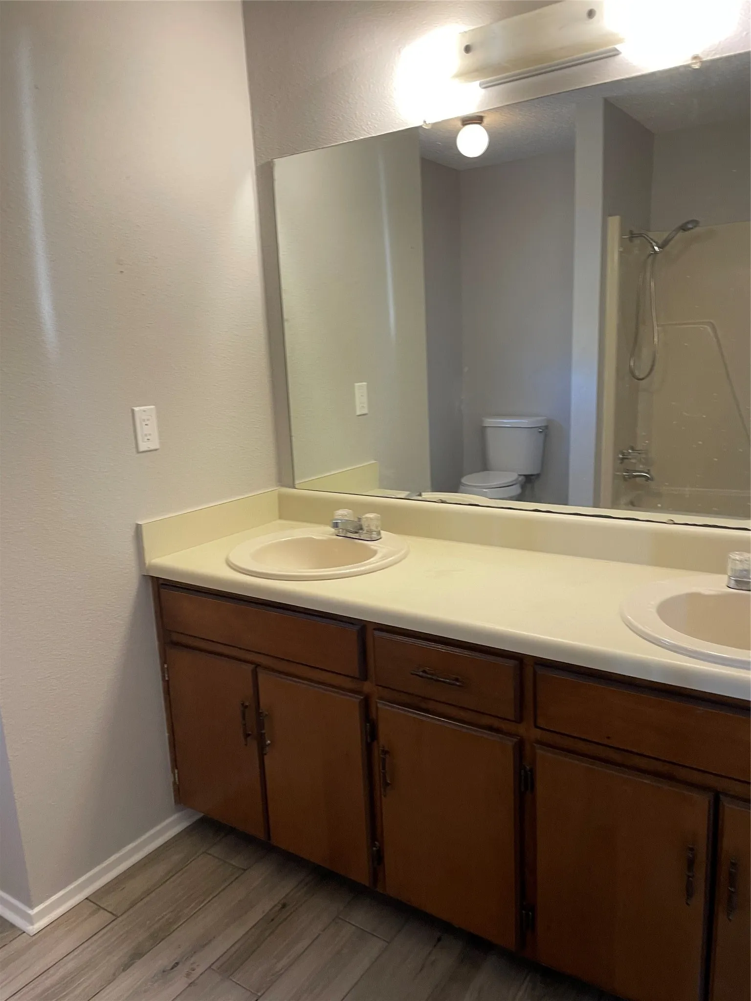 Duplex For Sale in Hopkins County , 419 & 421 Mcgrede Drive, Sulphur Springs, Texas 75482, 3 Bedroom, 2 Bathroom, Garage spaces, 0 Sqft, built in 1984, Price $430,000, mls#21367148, Real Estate Agent in Sulphur Springs, Homes For Sale in Hopkins county, Homes For Sale in Sulphur Springs, Realtor in Sulphur Springs Texas, Real Estate Brokerage Independent Realty Texas, Luminita Cordes Realtor