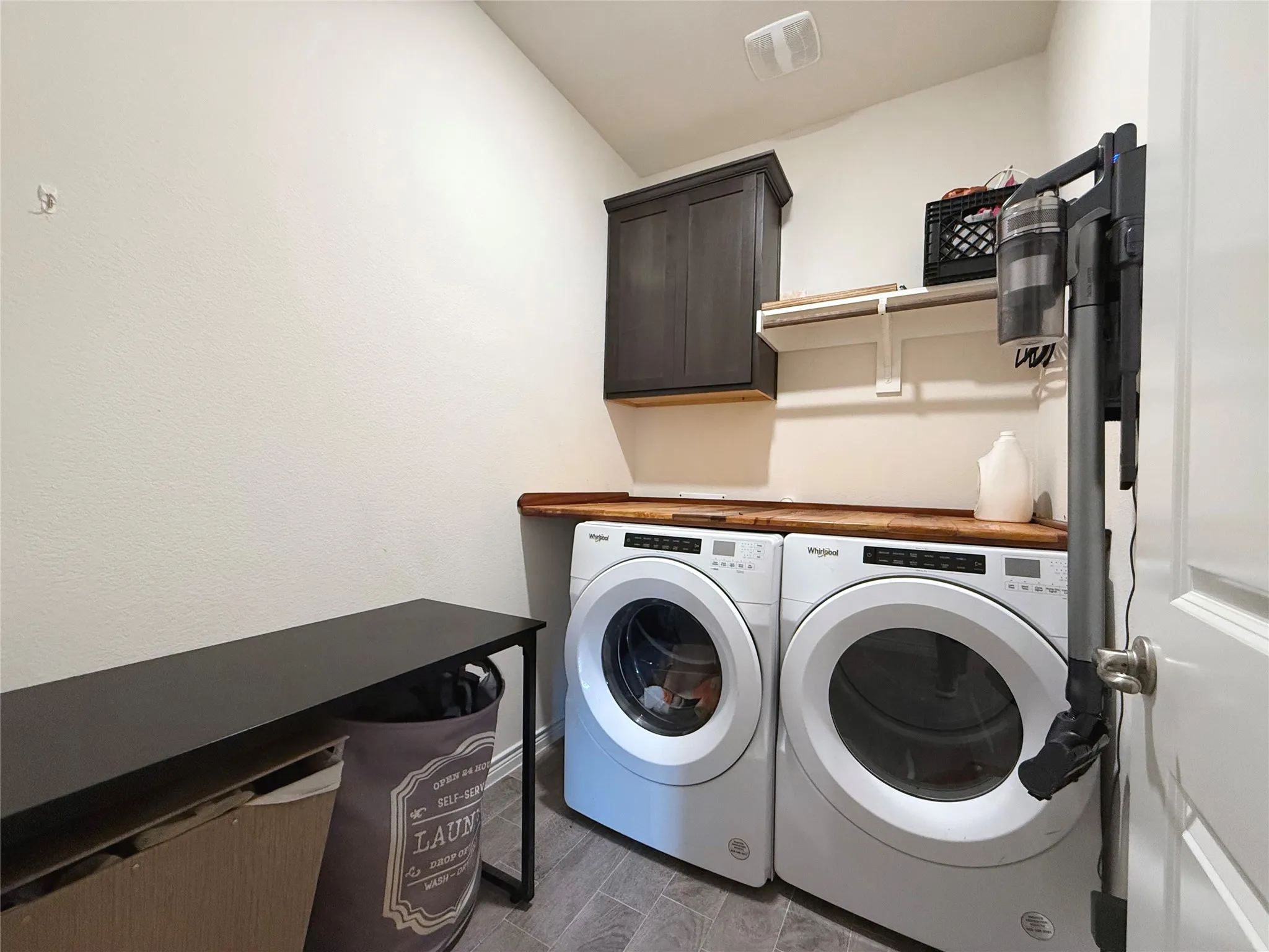 Single Family Residence For Rent in Denton County , 11008 Summer Rain Boulevard, Aubrey, Texas 76227, 4 Bedroom, 2 Bathroom, 2 Garage spaces, 1,887 Sqft, built in 2022, mls#21365240, Real Estate Agent in Aubrey, Homes For Rent in Denton county, Homes For Rent in Aubrey, Realtor in Aubrey Texas, Real Estate Brokerage Independent Realty Texas, Luminita Cordes Realtor