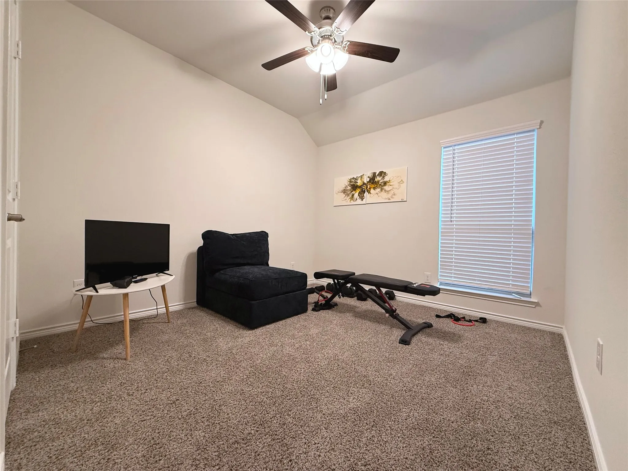 Single Family Residence For Rent in Denton County , 11008 Summer Rain Boulevard, Aubrey, Texas 76227, 4 Bedroom, 2 Bathroom, 2 Garage spaces, 1,887 Sqft, built in 2022, mls#21365240, Real Estate Agent in Aubrey, Homes For Rent in Denton county, Homes For Rent in Aubrey, Realtor in Aubrey Texas, Real Estate Brokerage Independent Realty Texas, Luminita Cordes Realtor