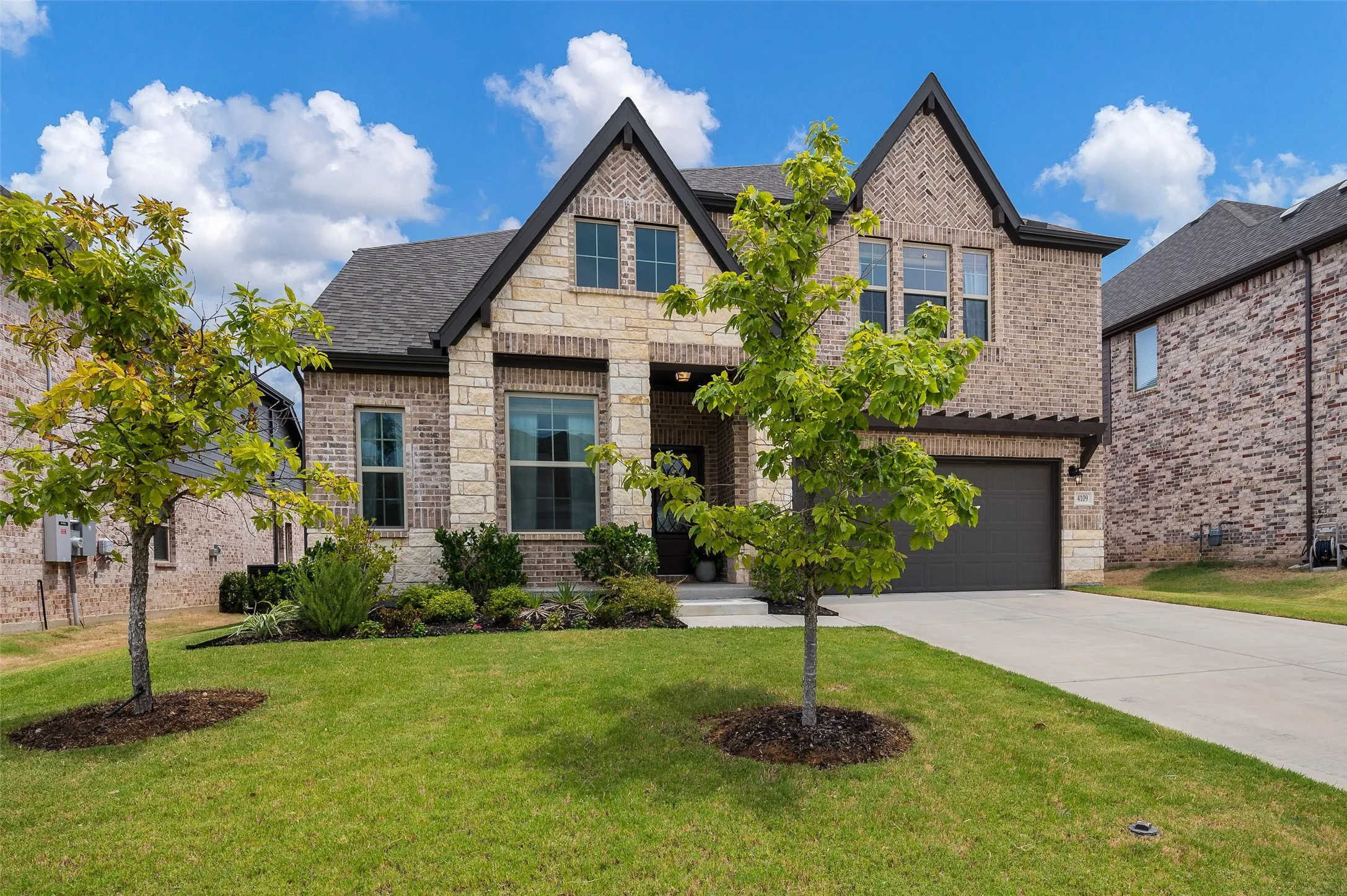 Single Family Residence For Sale in Denton County , 4109 Kyles Landing Drive, Hickory Creek, Texas 75065, 4 Bedroom, 3 Bathroom, 2 Garage spaces, 3,038 Sqft, built in 2022, mls#21363120, Real Estate Agent in Hickory Creek, Homes For Sale in Denton county, Homes For Sale in Hickory Creek, Realtor in Hickory Creek Texas, Real Estate Brokerage Independent Realty Texas, Luminita Cordes Realtor