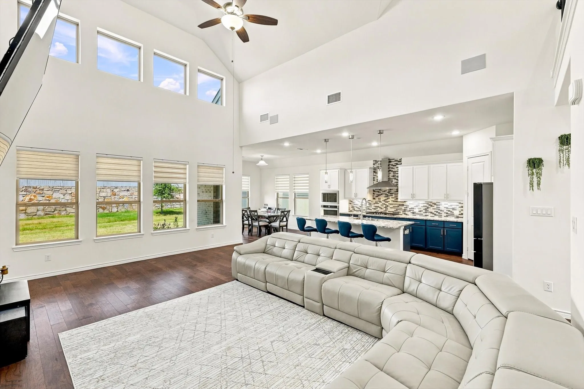 Single Family Residence For Rent in Denton County , 2812 Dunbar Drive, Northlake, Texas 76247, 4 Bedroom, 4 Bathroom, 3 Garage spaces, 3,383 Sqft, built in 2023, mls#21366751, Real Estate Agent in Northlake, Homes For Rent in Denton county, Homes For Rent in Northlake, Realtor in Northlake Texas, Real Estate Brokerage Independent Realty Texas, Luminita Cordes Realtor