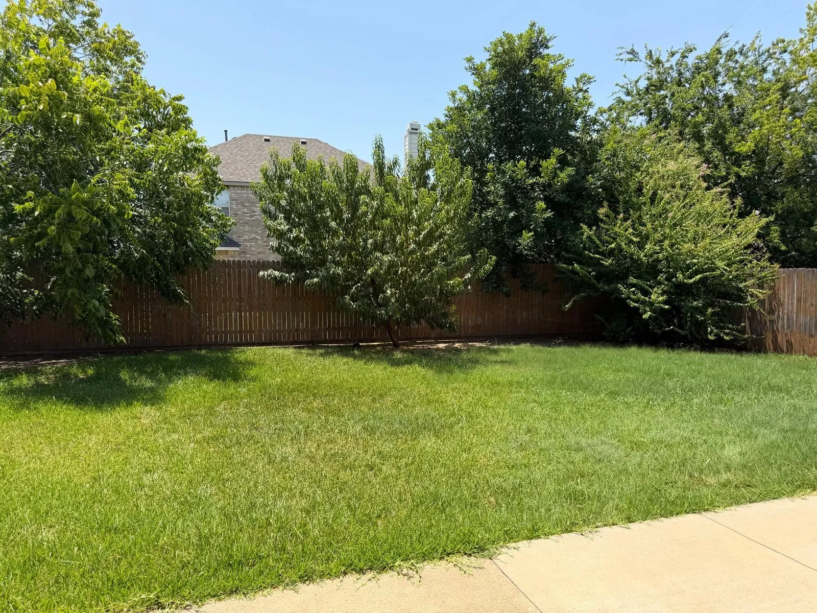 Single Family Residence For Sale in Collin County , 3104 Deleon Drive, Plano, Texas 75025, 3 Bedroom, 3 Bathroom, 2 Garage spaces, 2,279 Sqft, built in 2001, mls#21367171, Real Estate Agent in Plano, Homes For Sale in Collin county, Homes For Sale in Plano, Realtor in Plano Texas, Real Estate Brokerage Independent Realty Texas, Luminita Cordes Realtor