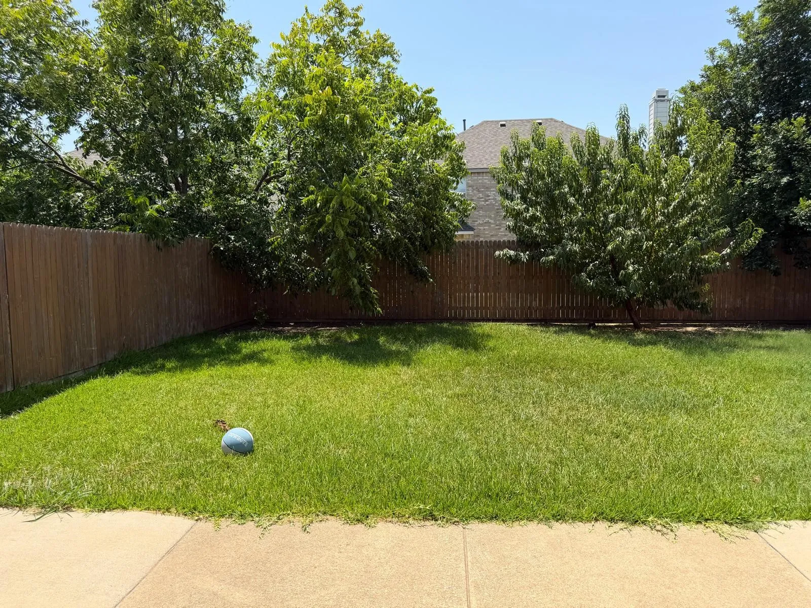 Single Family Residence For Sale in Collin County , 3104 Deleon Drive, Plano, Texas 75025, 3 Bedroom, 3 Bathroom, 2 Garage spaces, 2,279 Sqft, built in 2001, mls#21367171, Real Estate Agent in Plano, Homes For Sale in Collin county, Homes For Sale in Plano, Realtor in Plano Texas, Real Estate Brokerage Independent Realty Texas, Luminita Cordes Realtor
