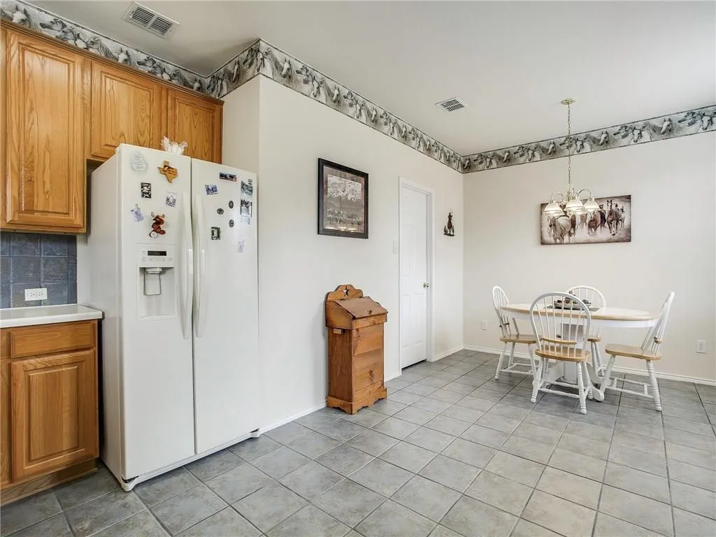 Single Family Residence For Sale in Collin County , 3104 Deleon Drive, Plano, Texas 75025, 3 Bedroom, 3 Bathroom, 2 Garage spaces, 2,279 Sqft, built in 2001, mls#21367171, Real Estate Agent in Plano, Homes For Sale in Collin county, Homes For Sale in Plano, Realtor in Plano Texas, Real Estate Brokerage Independent Realty Texas, Luminita Cordes Realtor