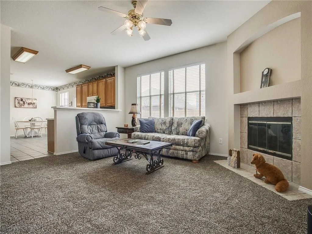 Single Family Residence For Sale in Collin County , 3104 Deleon Drive, Plano, Texas 75025, 3 Bedroom, 3 Bathroom, 2 Garage spaces, 2,279 Sqft, built in 2001, mls#21367171, Real Estate Agent in Plano, Homes For Sale in Collin county, Homes For Sale in Plano, Realtor in Plano Texas, Real Estate Brokerage Independent Realty Texas, Luminita Cordes Realtor