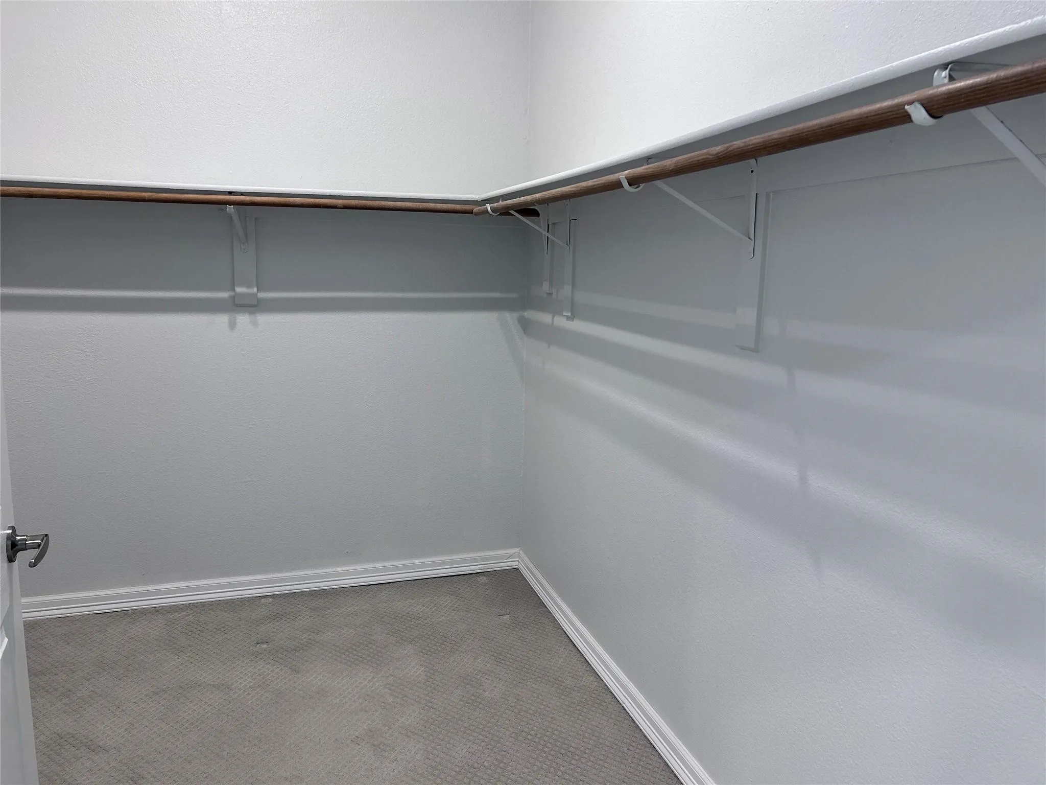 Single Family Residence For Rent in Dallas County , 2634 Lakeforest Court, Dallas, Texas 75214, 4 Bedroom, 3 Bathroom, 2 Garage spaces, 2,354 Sqft, built in 1994, mls#21367178, Real Estate Agent in Dallas, Homes For Rent in Dallas county, Homes For Rent in Dallas, Realtor in Dallas Texas, Real Estate Brokerage Independent Realty Texas, Luminita Cordes Realtor