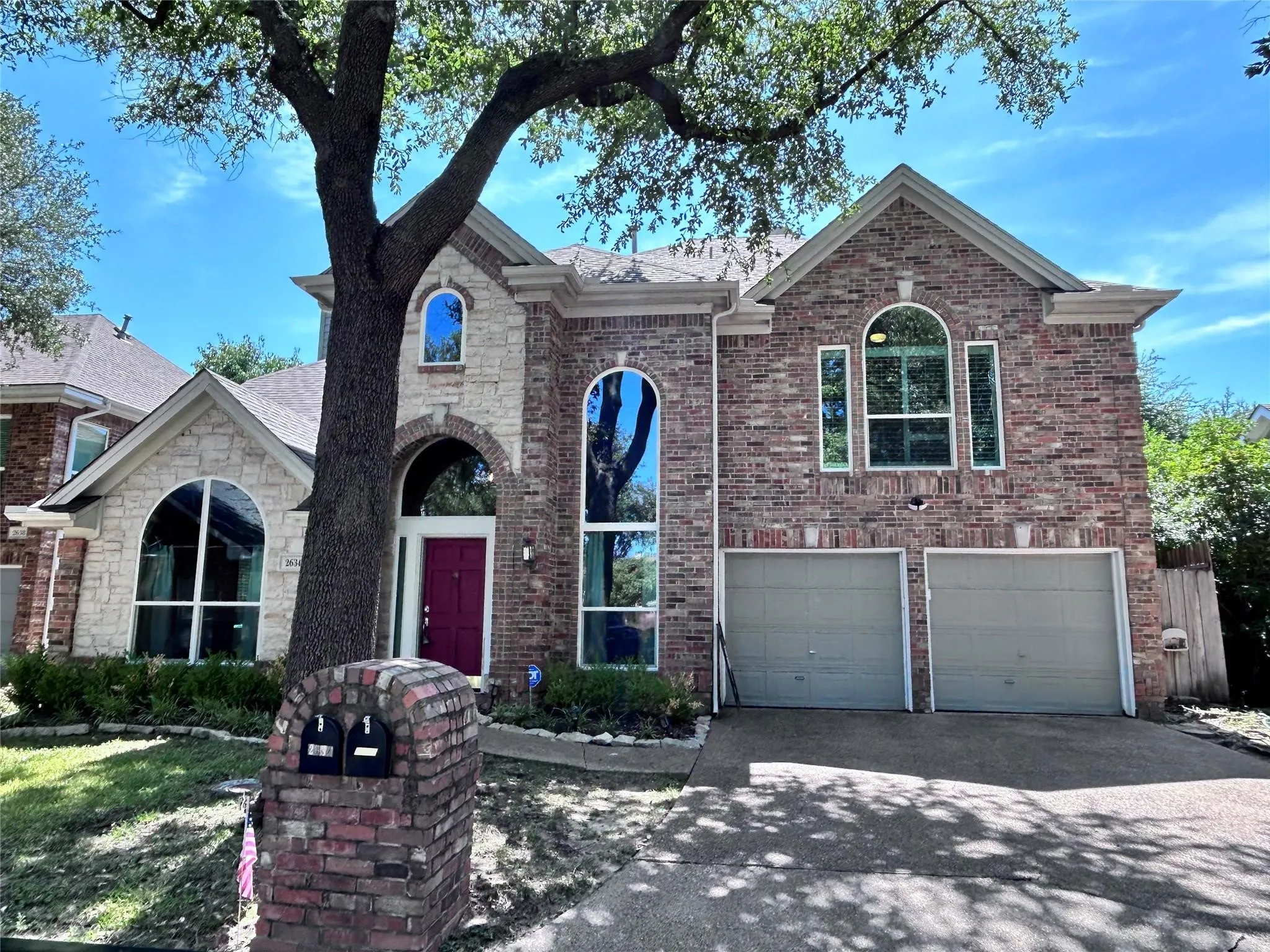 Single Family Residence For Rent in Dallas County , 2634 Lakeforest Court, Dallas, Texas 75214, 4 Bedroom, 3 Bathroom, 2 Garage spaces, 2,354 Sqft, built in 1994, mls#21367178, Real Estate Agent in Dallas, Homes For Rent in Dallas county, Homes For Rent in Dallas, Realtor in Dallas Texas, Real Estate Brokerage Independent Realty Texas, Luminita Cordes Realtor