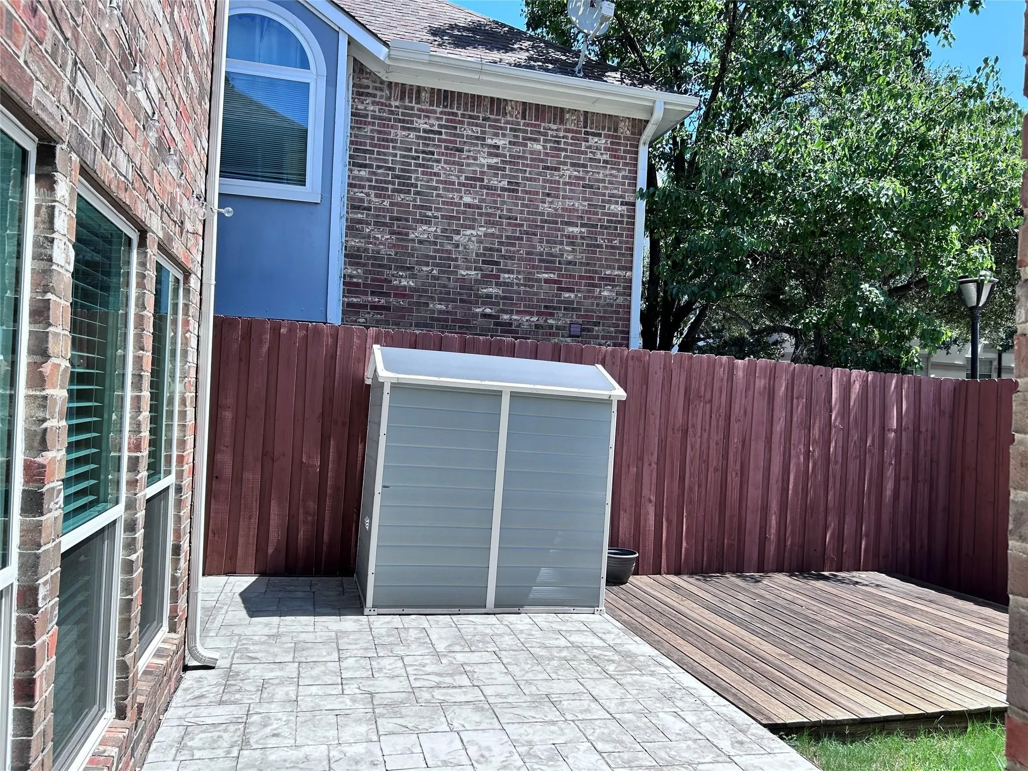Single Family Residence For Rent in Dallas County , 2634 Lakeforest Court, Dallas, Texas 75214, 4 Bedroom, 3 Bathroom, 2 Garage spaces, 2,354 Sqft, built in 1994, mls#21367178, Real Estate Agent in Dallas, Homes For Rent in Dallas county, Homes For Rent in Dallas, Realtor in Dallas Texas, Real Estate Brokerage Independent Realty Texas, Luminita Cordes Realtor