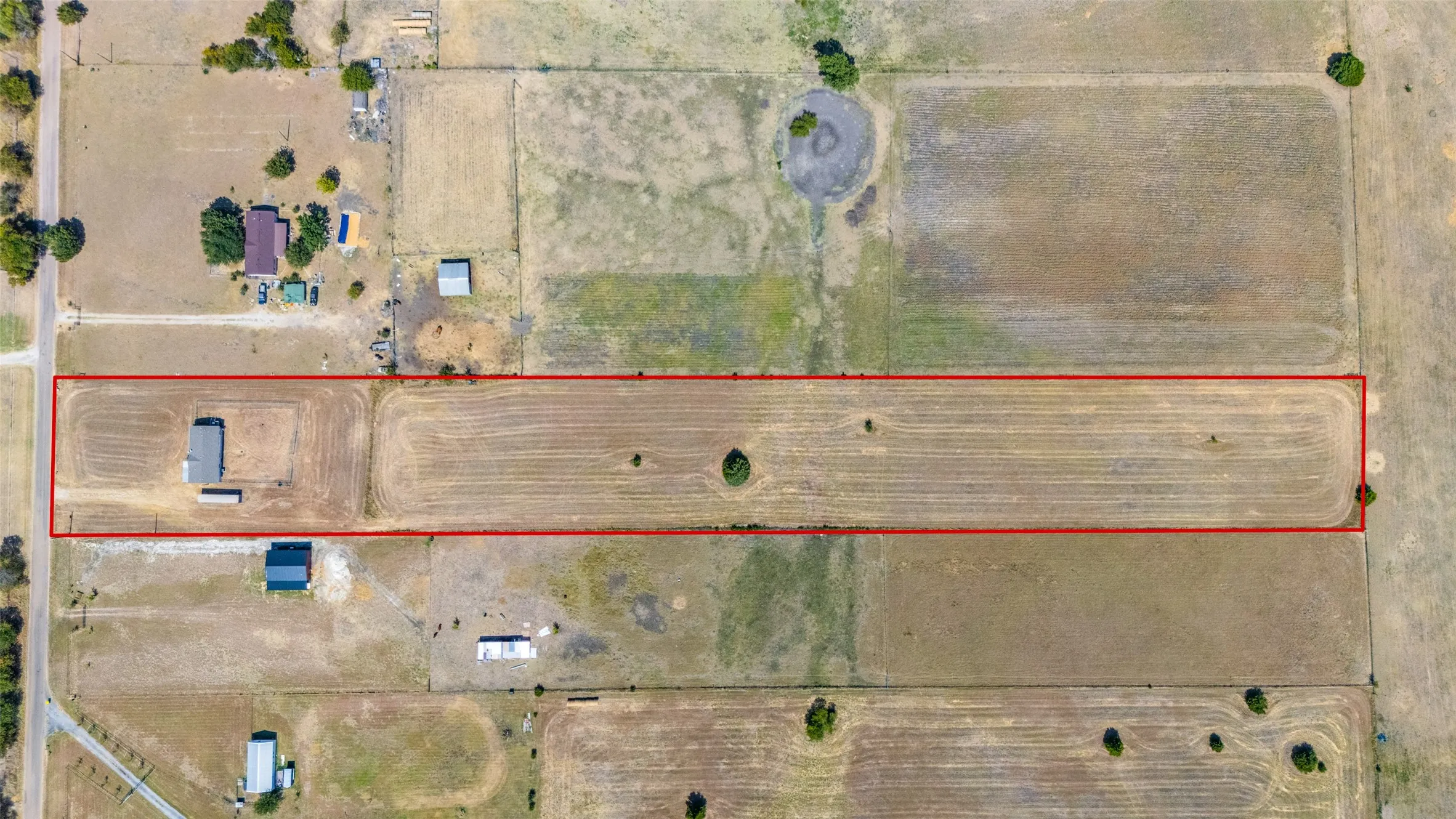 Mobile Home For Sale in Ellis County , 523 W Pecan Tree Road, Waxahachie, Texas 75167, 4 Bedroom, 2 Bathroom, Garage spaces, 1,568 Sqft, built in 1997, Price $460,000, mls#21367129, Real Estate Agent in Waxahachie, Homes For Sale in Ellis county, Homes For Sale in Waxahachie, Realtor in Waxahachie Texas, Real Estate Brokerage Independent Realty Texas, Luminita Cordes Realtor