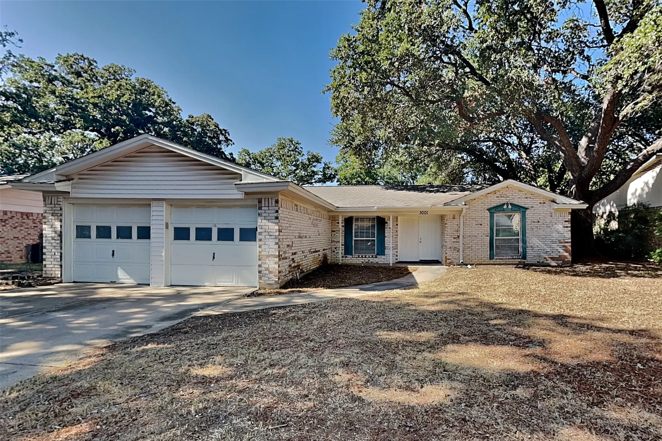 Single Family Residence For Rent in Tarrant County , 3001 Mark Drive, Arlington, Texas 76013, 3 Bedroom, 2 Bathroom, 2 Garage spaces, 1,851 Sqft, built in 1967, mls#21367186, Real Estate Agent in Arlington, Homes For Rent in Tarrant county, Homes For Rent in Arlington, Realtor in Arlington Texas, Real Estate Brokerage Independent Realty Texas, Luminita Cordes Realtor