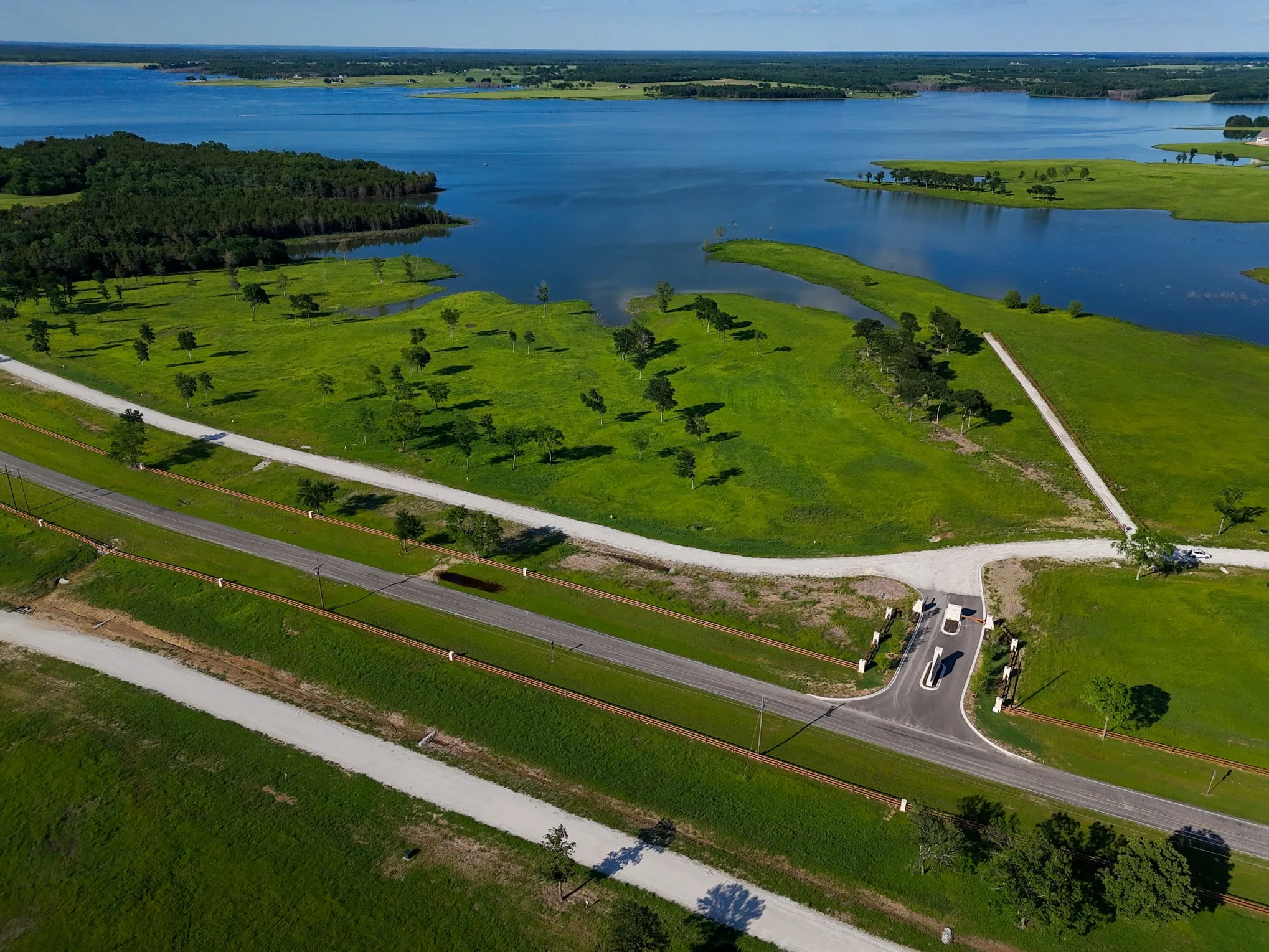Unimproved Land For Sale in Fannin County , 352 Lakeshore Lane, Windom, Texas 75492, 0, 0, Garage spaces, 0 Sqft, built in 0, Price $659,900, mls#21367188, Real Estate Agent in Windom, Homes For Sale in Fannin county, Homes For Sale in Windom, Realtor in Windom Texas, Real Estate Brokerage Independent Realty Texas, Luminita Cordes Realtor