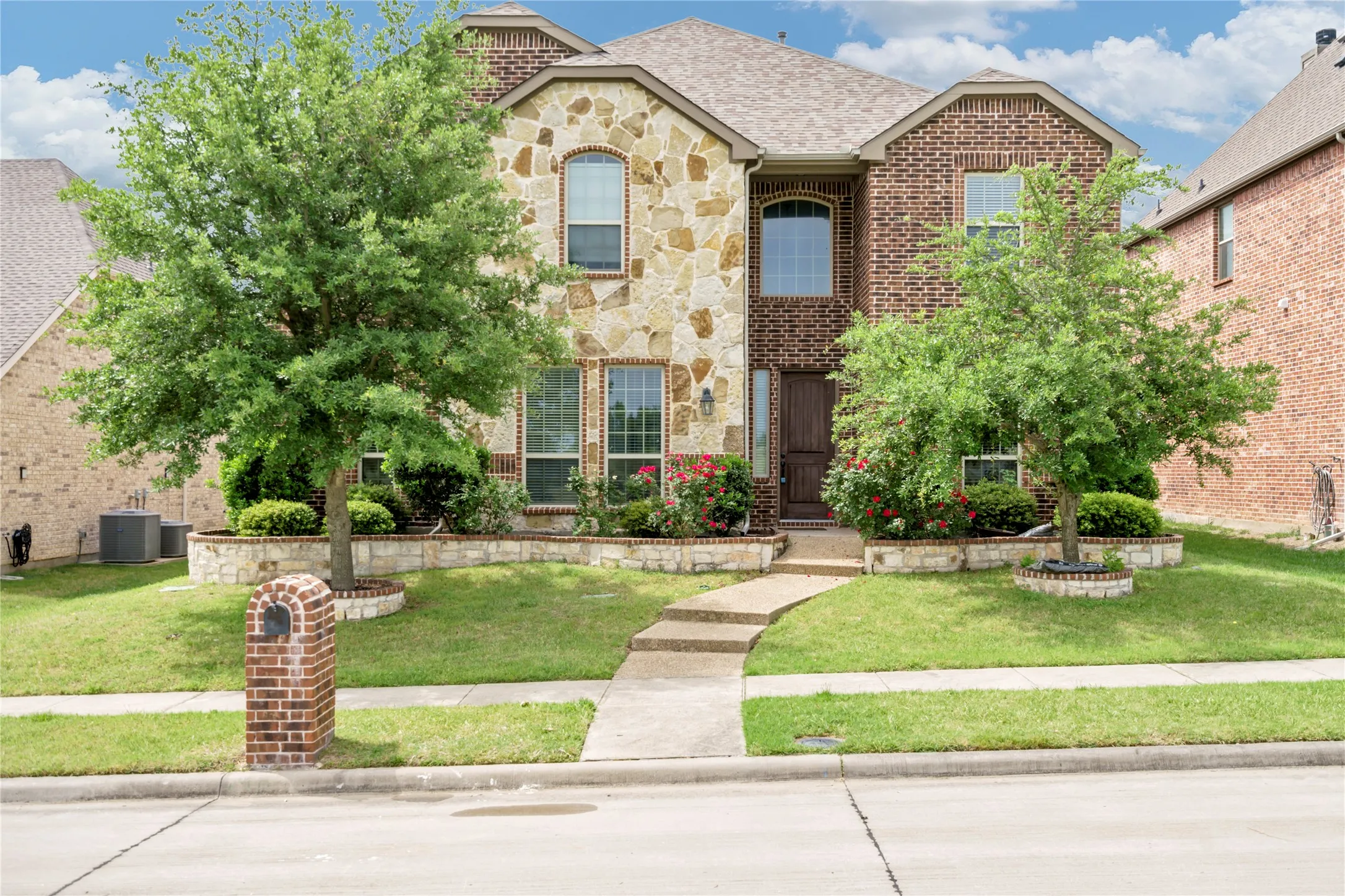 Single Family Residence For Rent in Collin County , 3612 Bright Star Way, Plano, Texas 75074, 5 Bedroom, 4 Bathroom, 2 Garage spaces, 3,363 Sqft, built in 2013, mls#21367198, Real Estate Agent in Plano, Homes For Rent in Collin county, Homes For Rent in Plano, Realtor in Plano Texas, Real Estate Brokerage Independent Realty Texas, Luminita Cordes Realtor