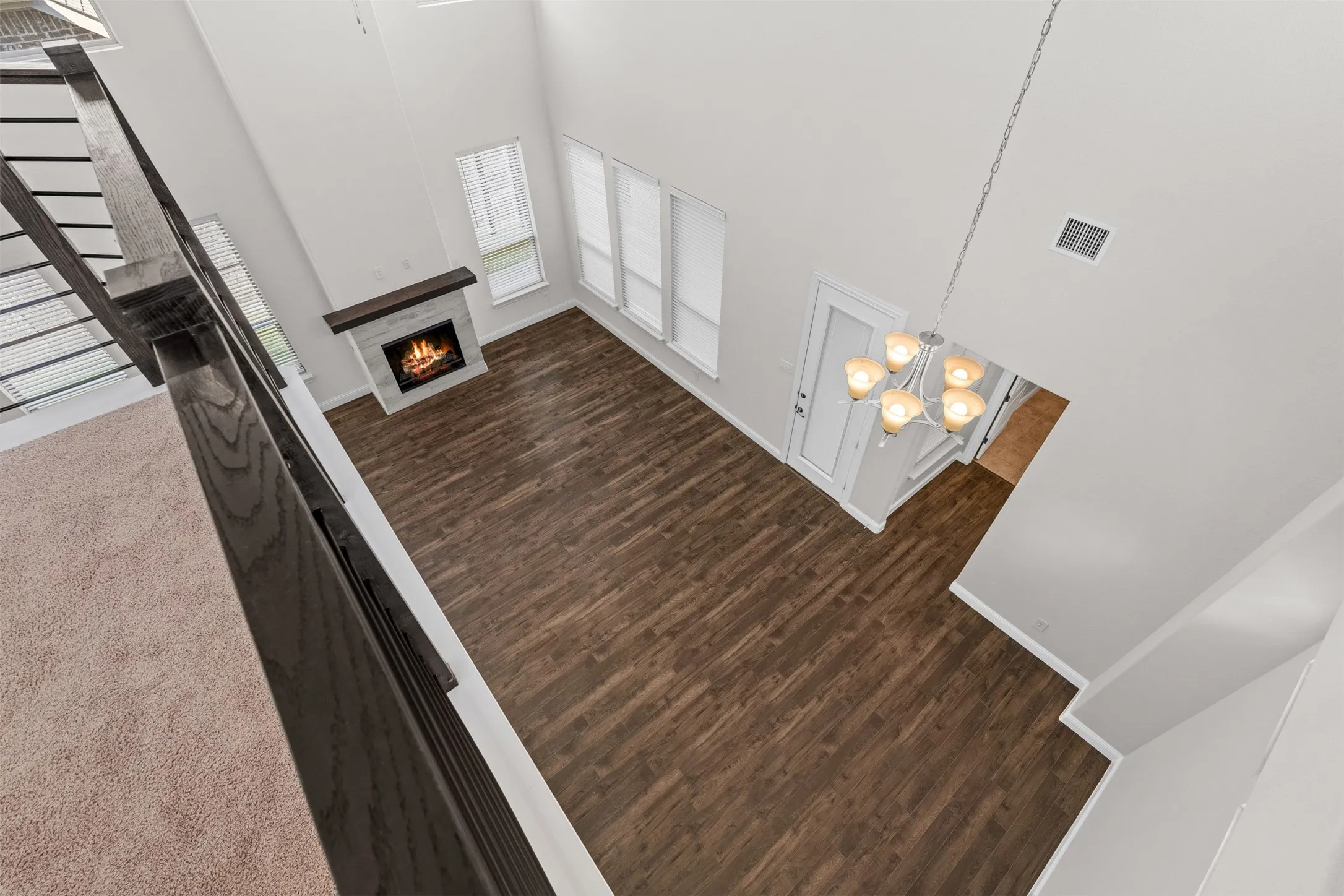 Single Family Residence For Sale in Tarrant County , 4529 Stone Valley Trail, Arlington, Texas 76005, 3 Bedroom, 3 Bathroom, 2 Garage spaces, 2,347 Sqft, built in 2021, mls#21367208, Real Estate Agent in Arlington, Homes For Sale in Tarrant county, Homes For Sale in Arlington, Realtor in Arlington Texas, Real Estate Brokerage Independent Realty Texas, Luminita Cordes Realtor