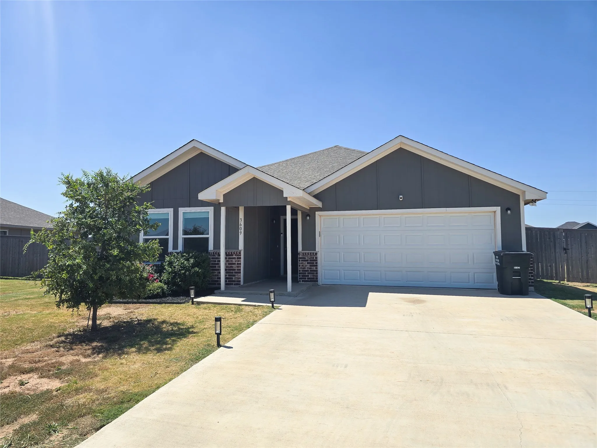 Single Family Residence For Sale in Taylor County , 3609 Yamini Drive, Abilene, Texas 79606, 3 Bedroom, 2 Bathroom, 2 Garage spaces, 1,327 Sqft, built in 2022, mls#21367209, Real Estate Agent in Abilene, Homes For Sale in Taylor county, Homes For Sale in Abilene, Realtor in Abilene Texas, Real Estate Brokerage Independent Realty Texas, Luminita Cordes Realtor