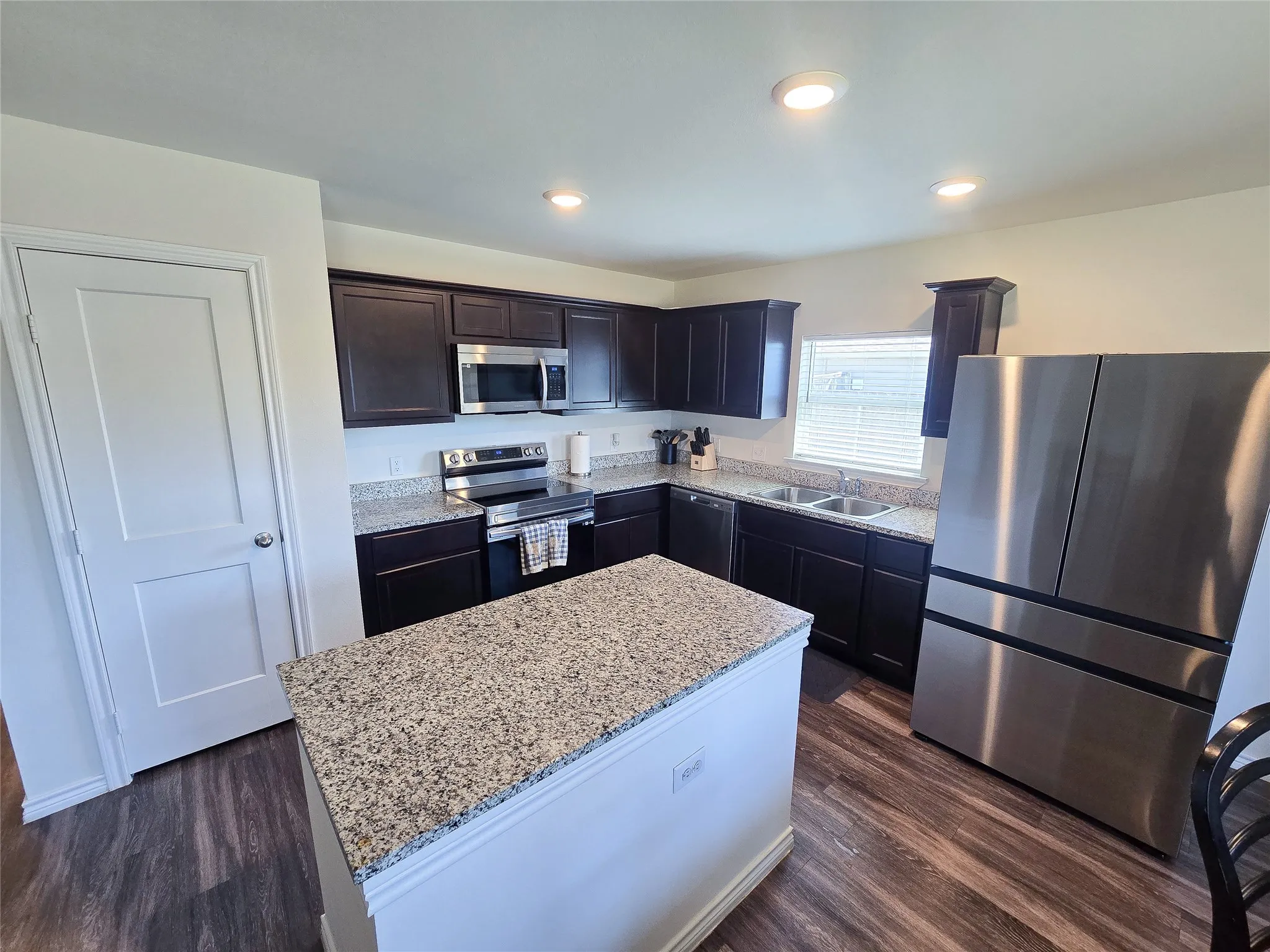 Single Family Residence For Sale in Taylor County , 3609 Yamini Drive, Abilene, Texas 79606, 3 Bedroom, 2 Bathroom, 2 Garage spaces, 1,327 Sqft, built in 2022, mls#21367209, Real Estate Agent in Abilene, Homes For Sale in Taylor county, Homes For Sale in Abilene, Realtor in Abilene Texas, Real Estate Brokerage Independent Realty Texas, Luminita Cordes Realtor
