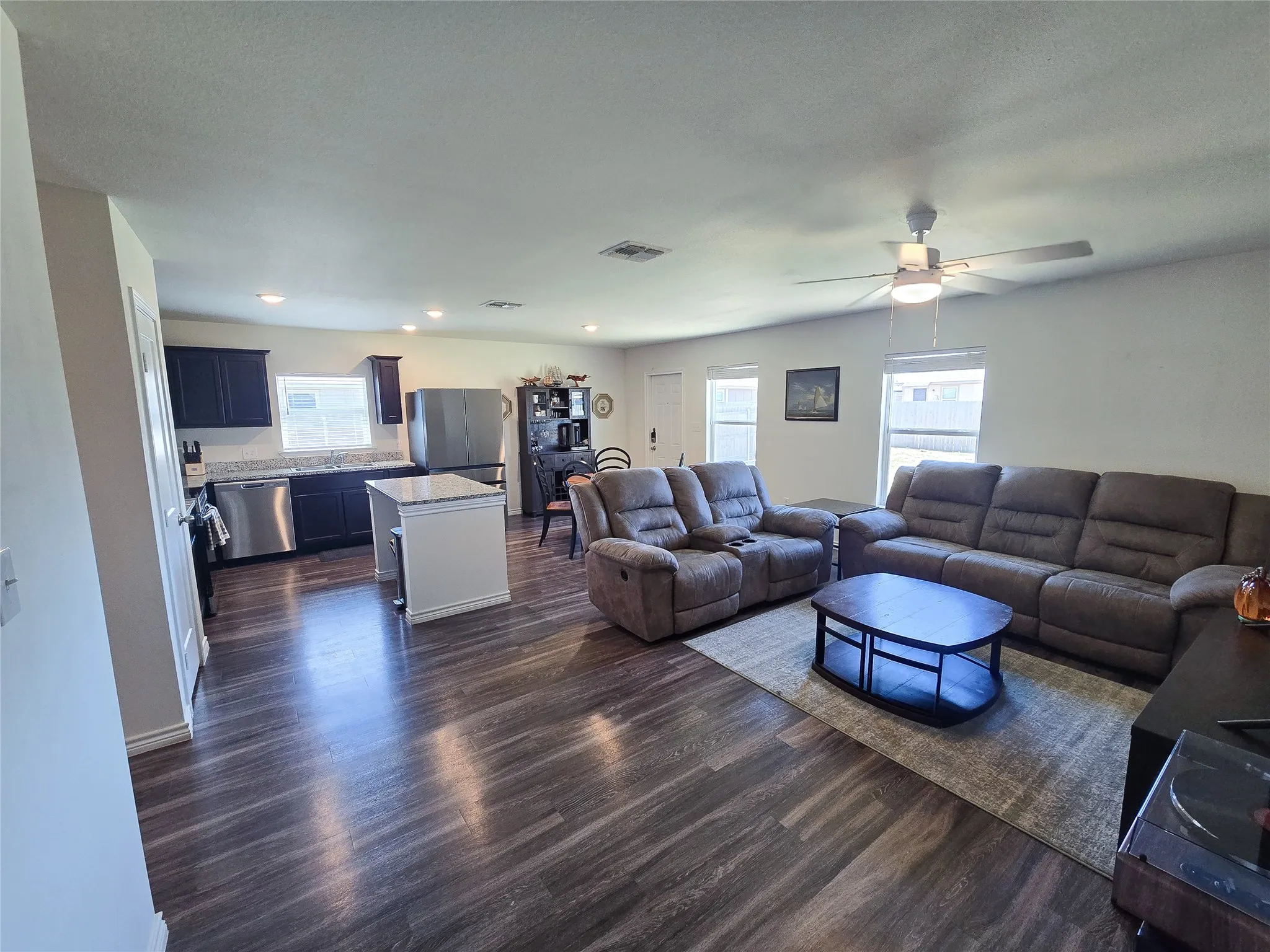 Single Family Residence For Sale in Taylor County , 3609 Yamini Drive, Abilene, Texas 79606, 3 Bedroom, 2 Bathroom, 2 Garage spaces, 1,327 Sqft, built in 2022, mls#21367209, Real Estate Agent in Abilene, Homes For Sale in Taylor county, Homes For Sale in Abilene, Realtor in Abilene Texas, Real Estate Brokerage Independent Realty Texas, Luminita Cordes Realtor