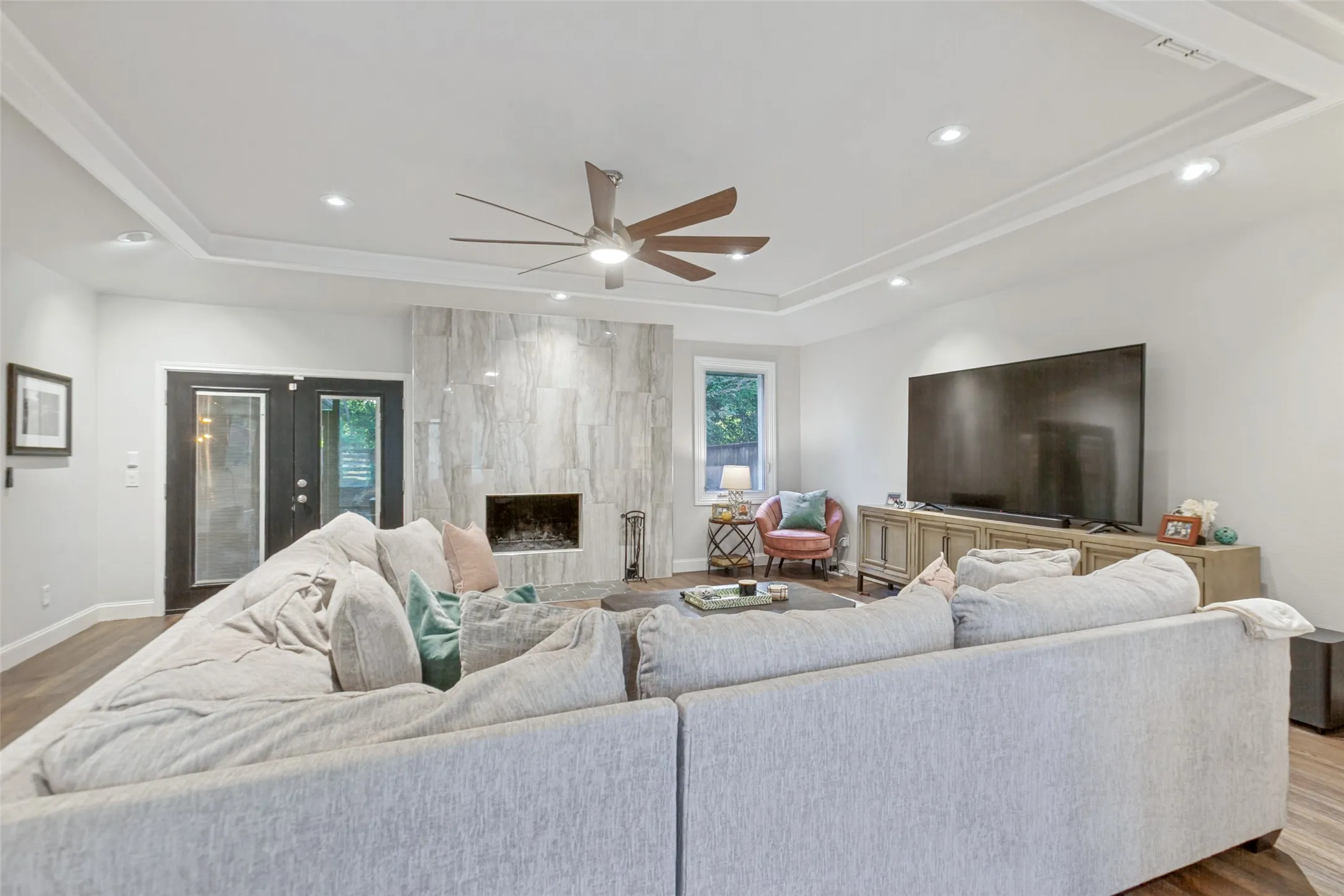 Single Family Residence For Sale in Collin County , 2901 Deep Valley Trail, Plano, Texas 75075, 3 Bedroom, 2 Bathroom, 2 Garage spaces, 1,988 Sqft, built in 1972, mls#21366648, Real Estate Agent in Plano, Homes For Sale in Collin county, Homes For Sale in Plano, Realtor in Plano Texas, Real Estate Brokerage Independent Realty Texas, Luminita Cordes Realtor