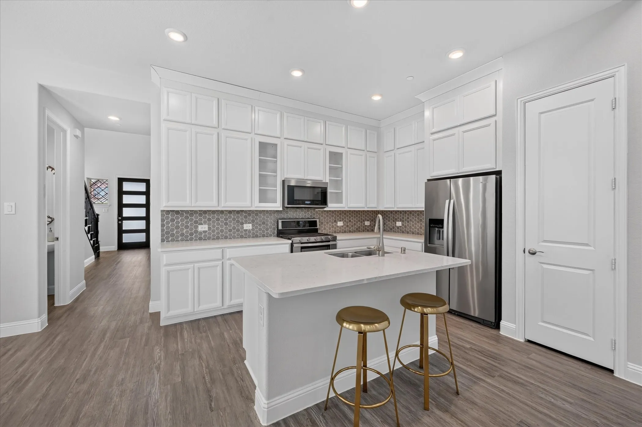 Single Family Residence For Rent in Collin County , 1381 Elaine Drive, Allen, Texas 75013, 3 Bedroom, 3 Bathroom, 2 Garage spaces, 1,892 Sqft, built in 2019, mls#21367220, Real Estate Agent in Allen, Homes For Rent in Collin county, Homes For Rent in Allen, Realtor in Allen Texas, Real Estate Brokerage Independent Realty Texas, Luminita Cordes Realtor