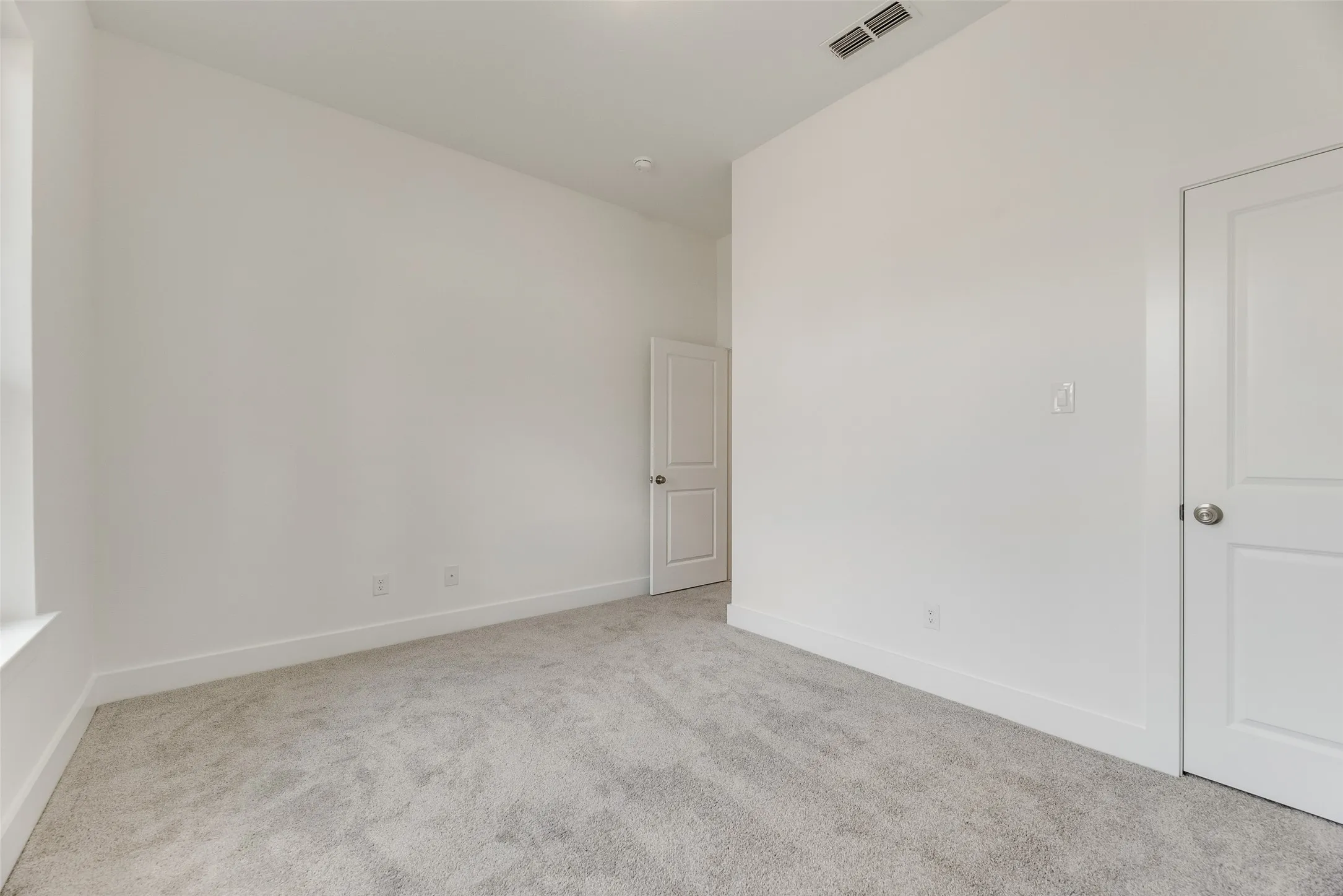 Single Family Residence For Sale in Dallas County , 1314 Hendricks Avenue, Dallas, Texas 75216, 4 Bedroom, 2 Bathroom, 2 Garage spaces, 1,826 Sqft, built in 2026, Price $389,900, mls#21363251, Real Estate Agent in Dallas, Homes For Sale in Dallas county, Homes For Sale in Dallas, Realtor in Dallas Texas, Real Estate Brokerage Independent Realty Texas, Luminita Cordes Realtor